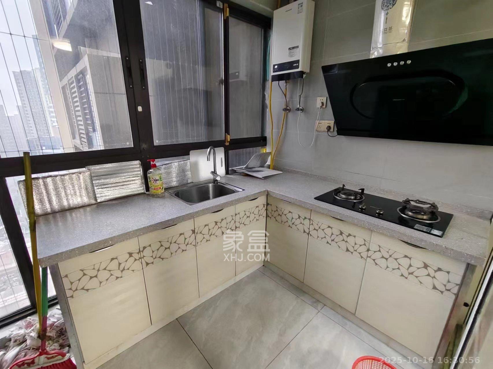 北辰三角洲C2区  2室1厅1卫    2200.0元/月 北辰三角洲C2区  2室1厅1卫    2200.0元/月室内图