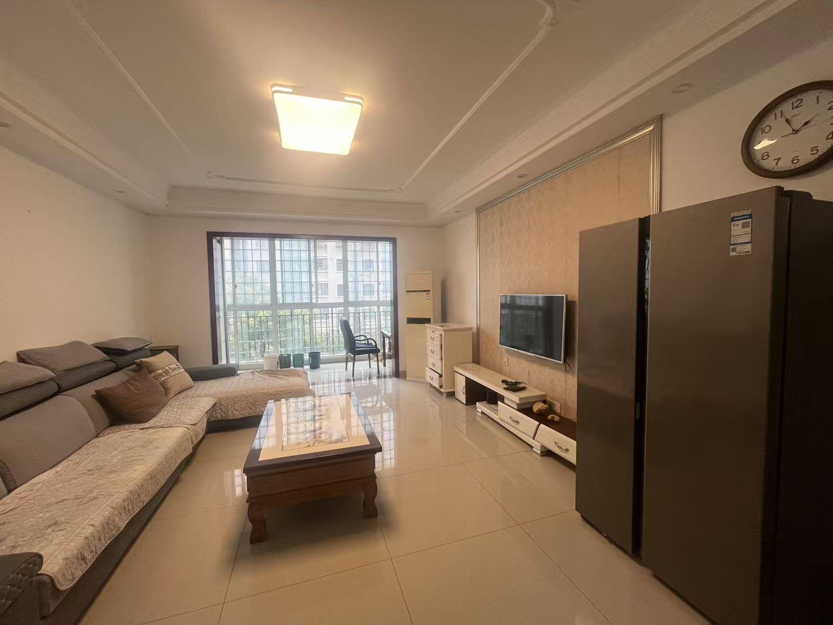 上城世家  3室2厅2卫    1900.0元/月室内图