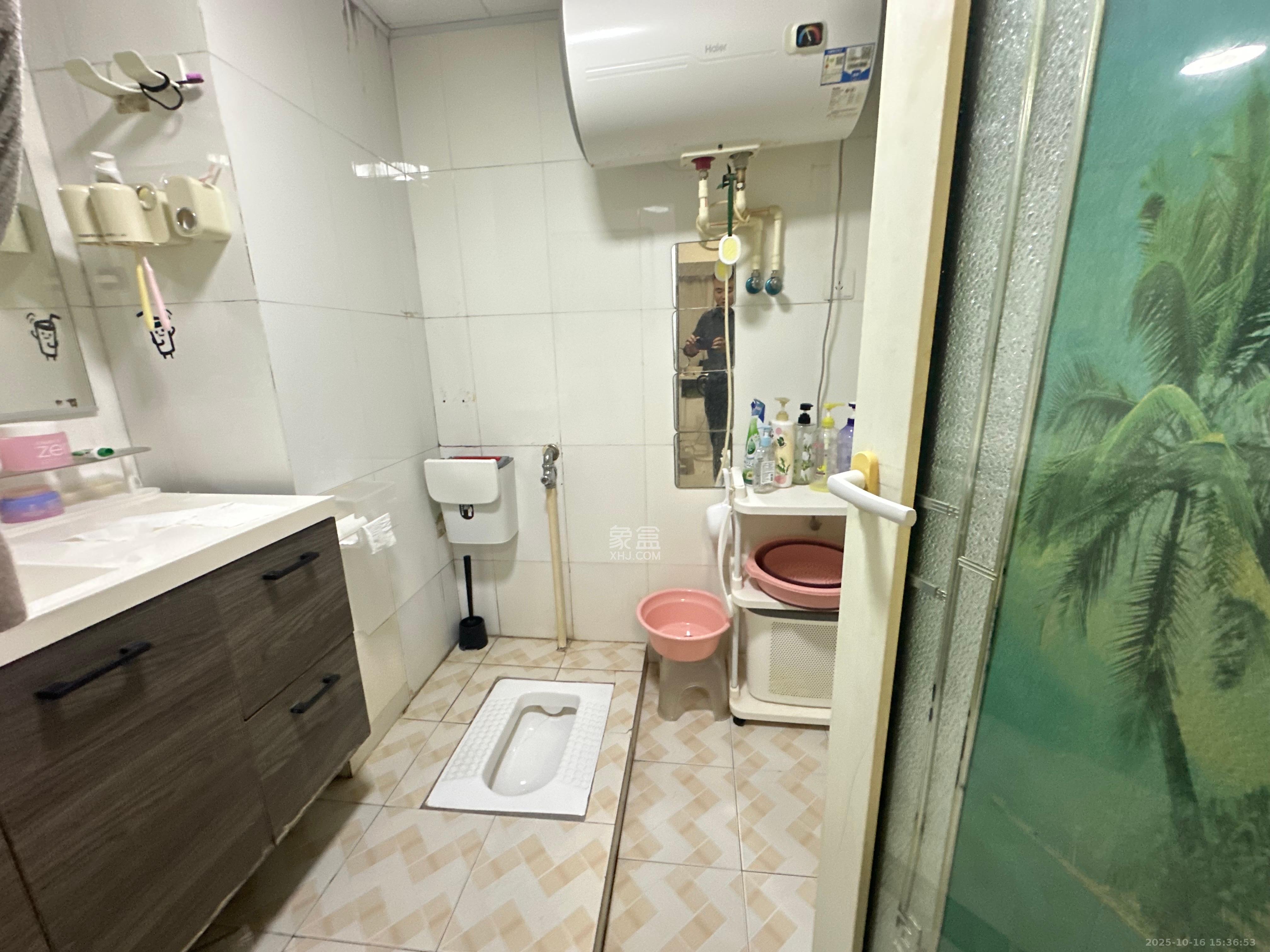 2076至高点 1室1厅1卫 1800.0元/月 2076至高点 1室1厅1卫 1800.0元/月室内图