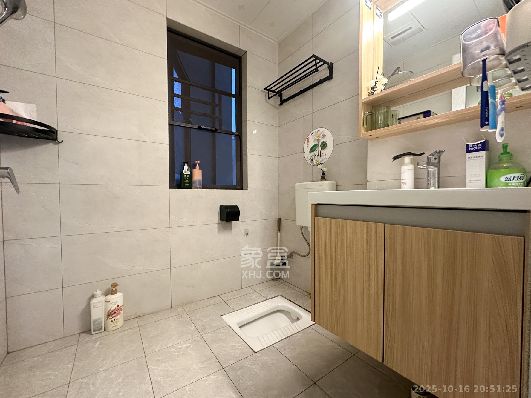 阳光城尚东湾青云苑  1室0厅0卫    110.0万卫生间