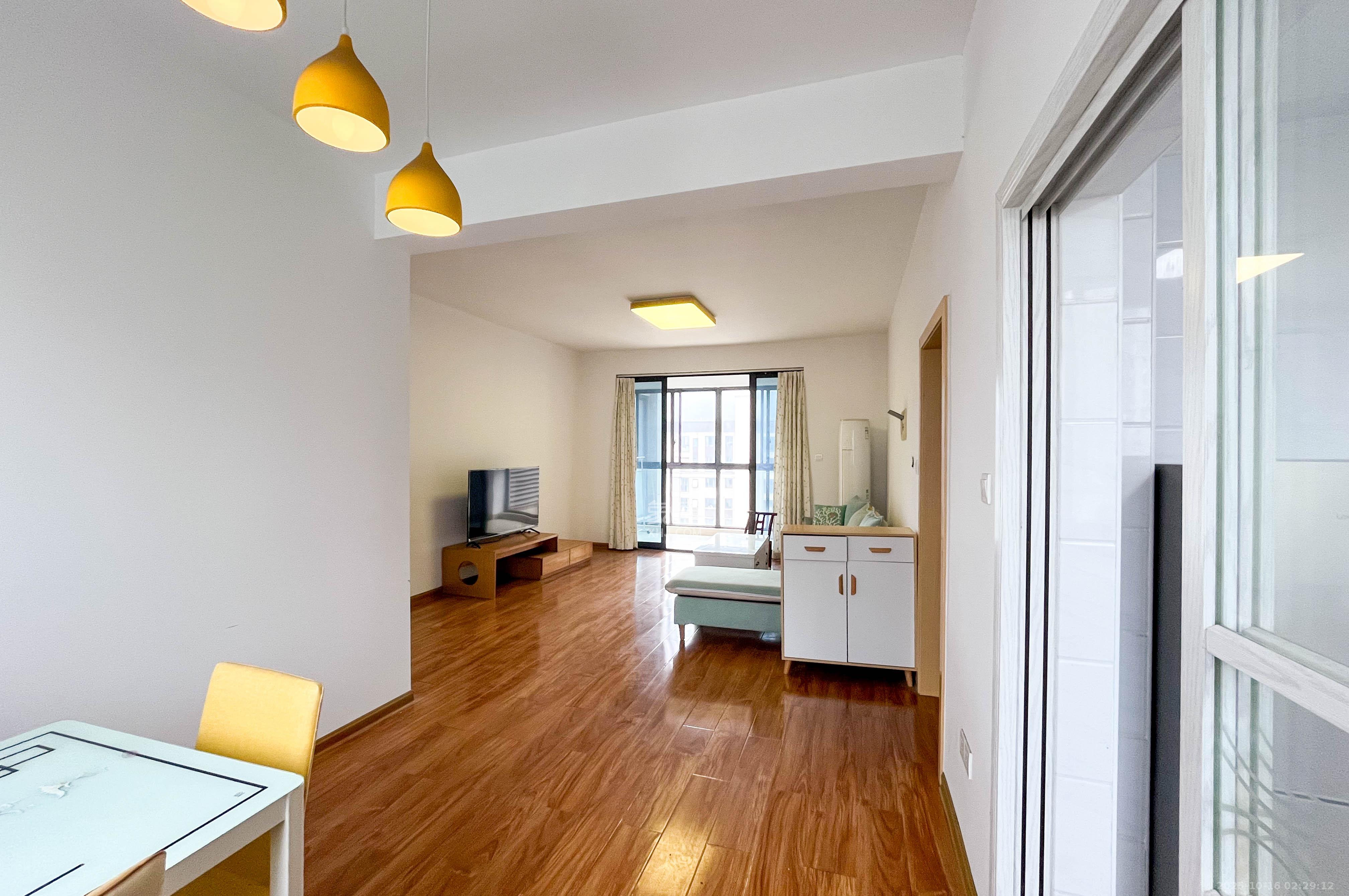 君康家园（梅溪湖七喜街）  4室2厅2卫    228.0万客厅