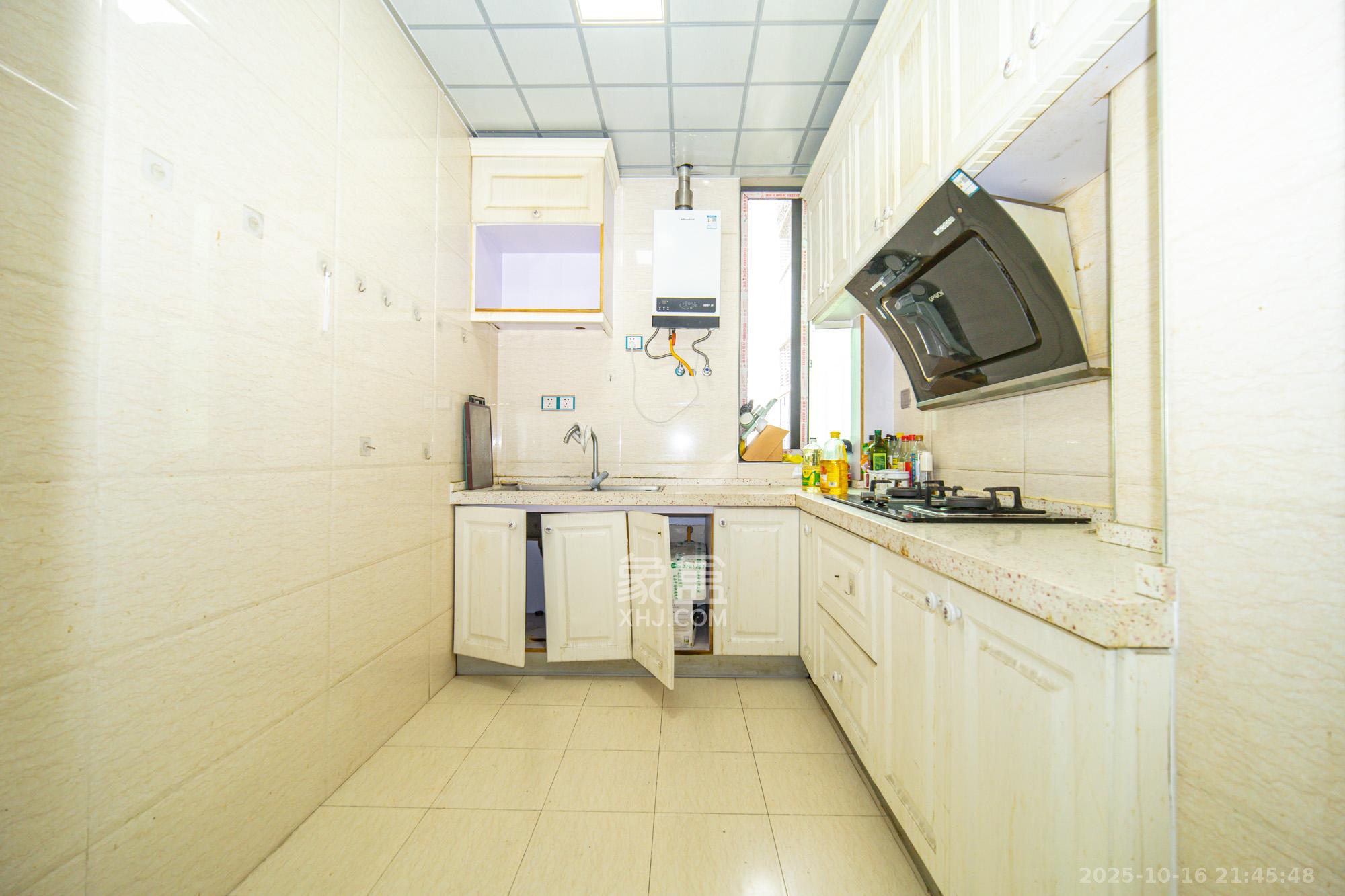 申湘宽境  2室2厅1卫    46.8万厨房