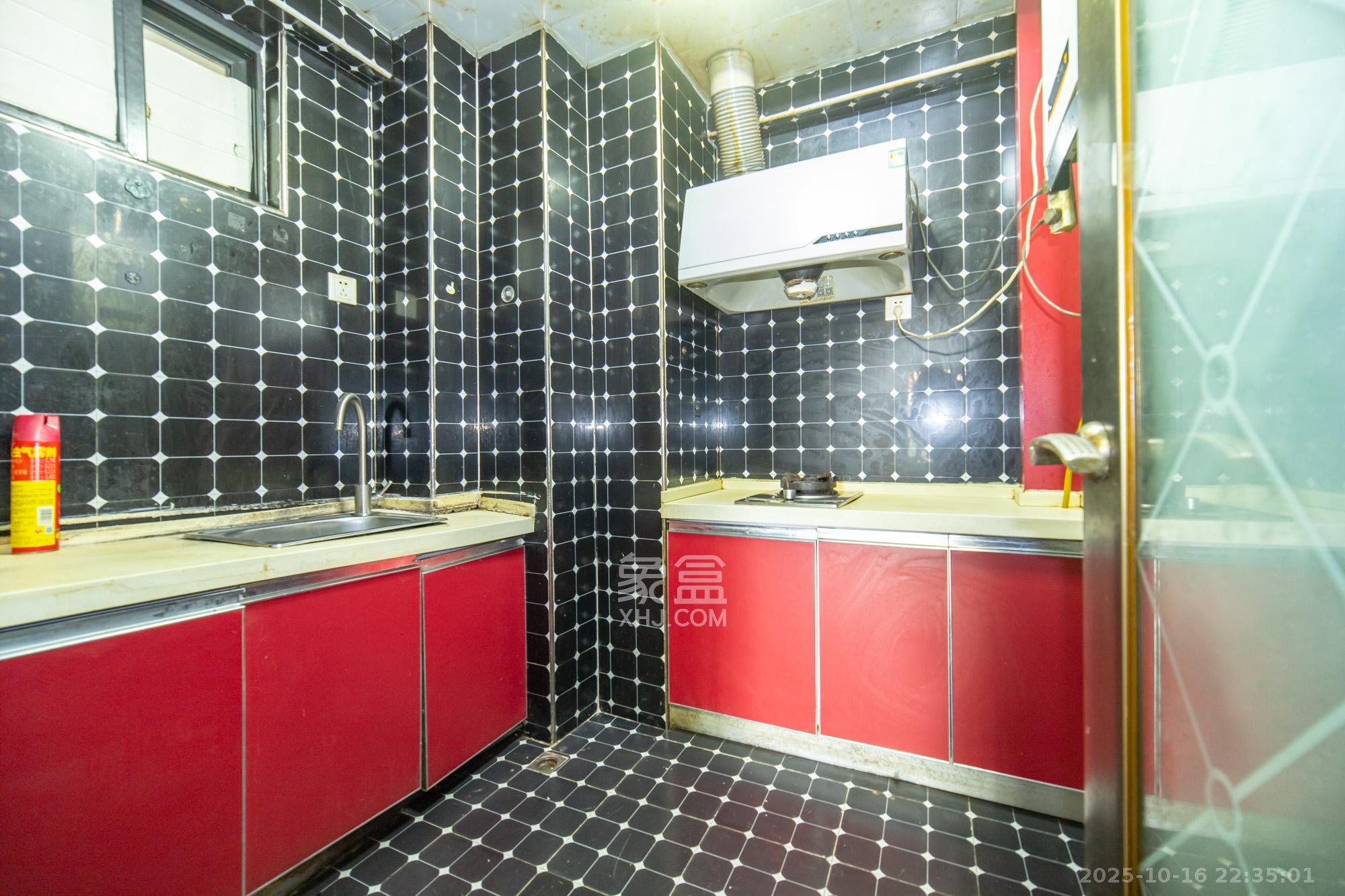 尚都花园城 1室1厅1卫 26.8万 尚都花园城 1室1厅1卫 26.8万厨房