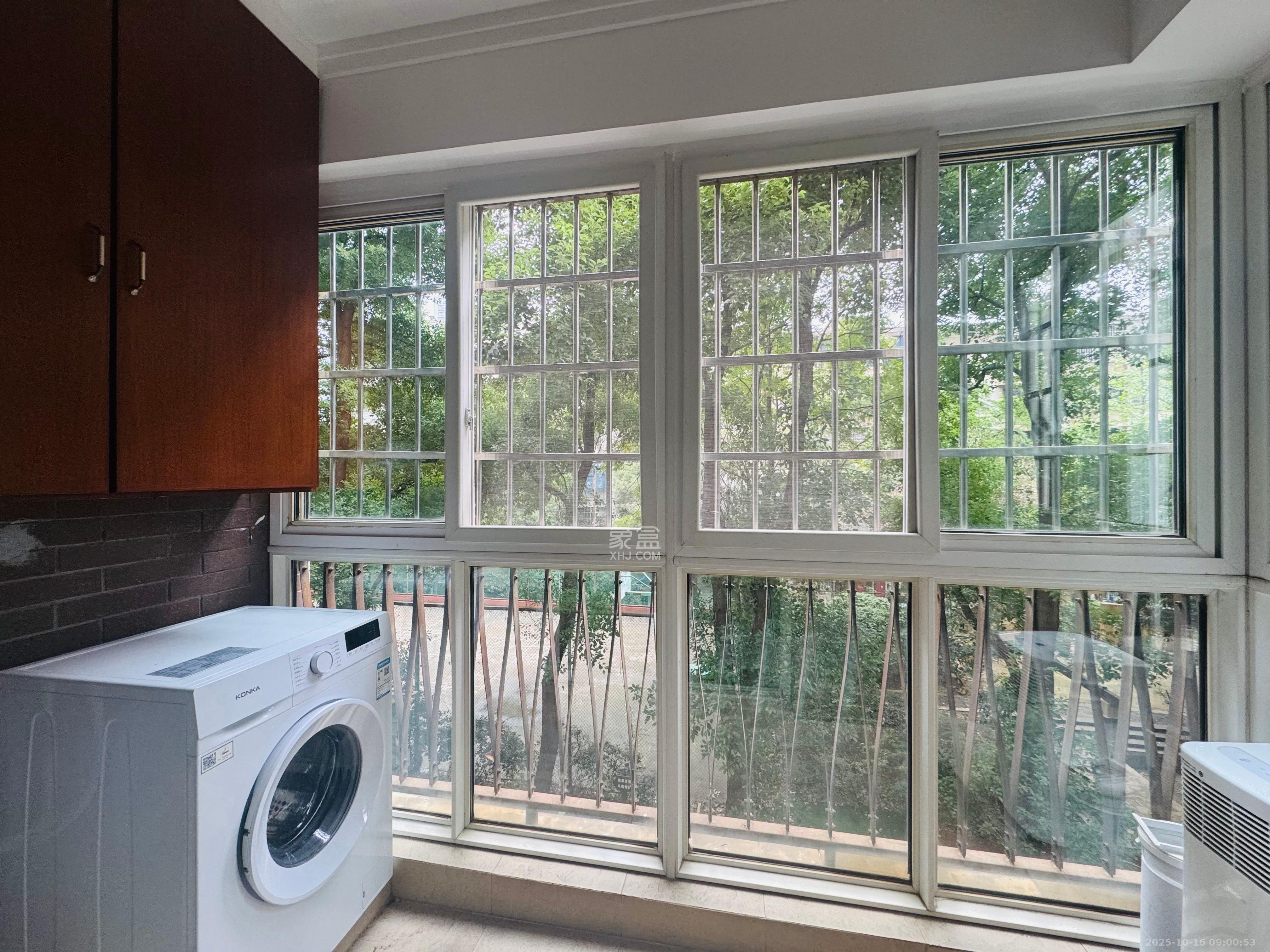 鸿铭中心  3室3厅2卫    3900.0元/月室内图