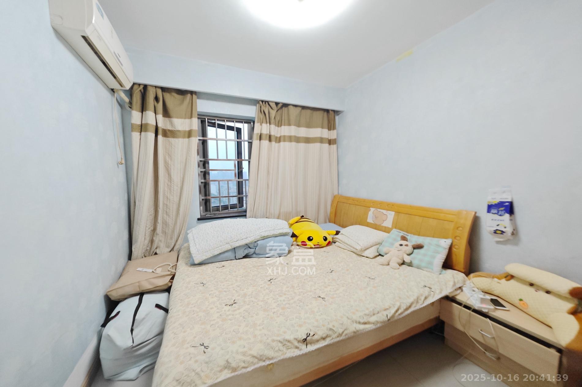 佳天瑞宁花园 1室1厅1卫 43.0万 佳天瑞宁花园 1室1厅1卫 43.0万卧室