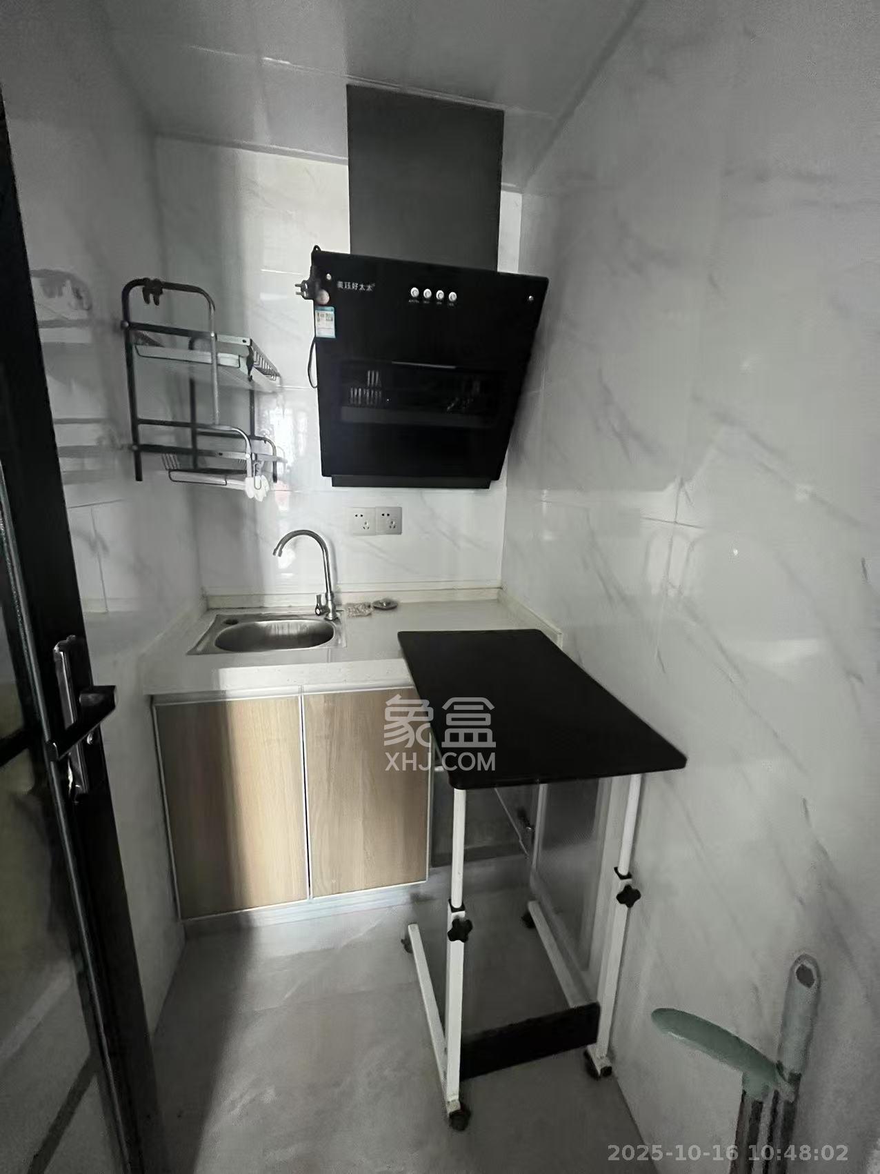 中建悦和城  1室1厅1卫    980.0元/月室内图