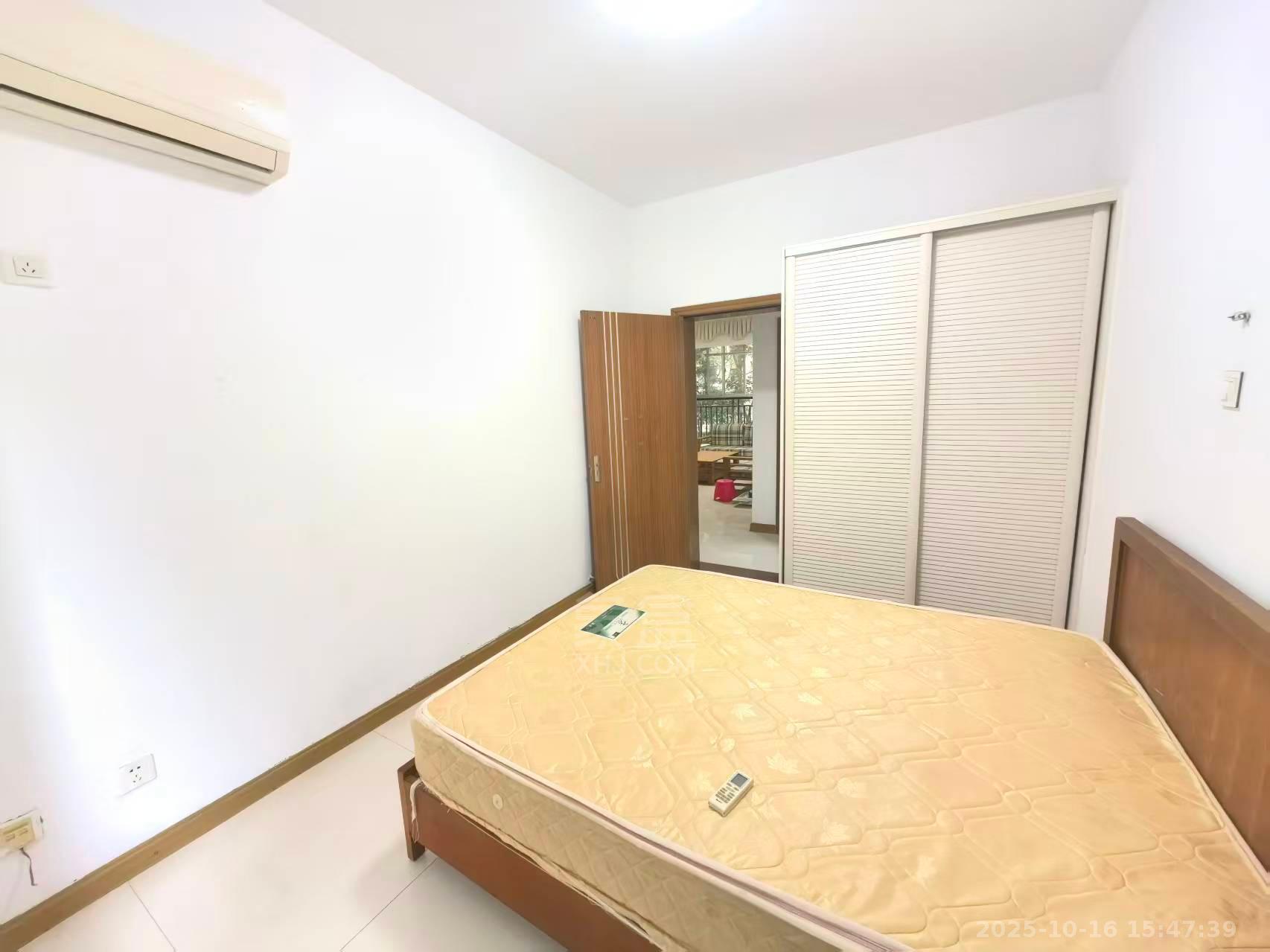 湘银小区 2室2厅1卫 1200.0元/月 湘银小区 2室2厅1卫 1200.0元/月室内图