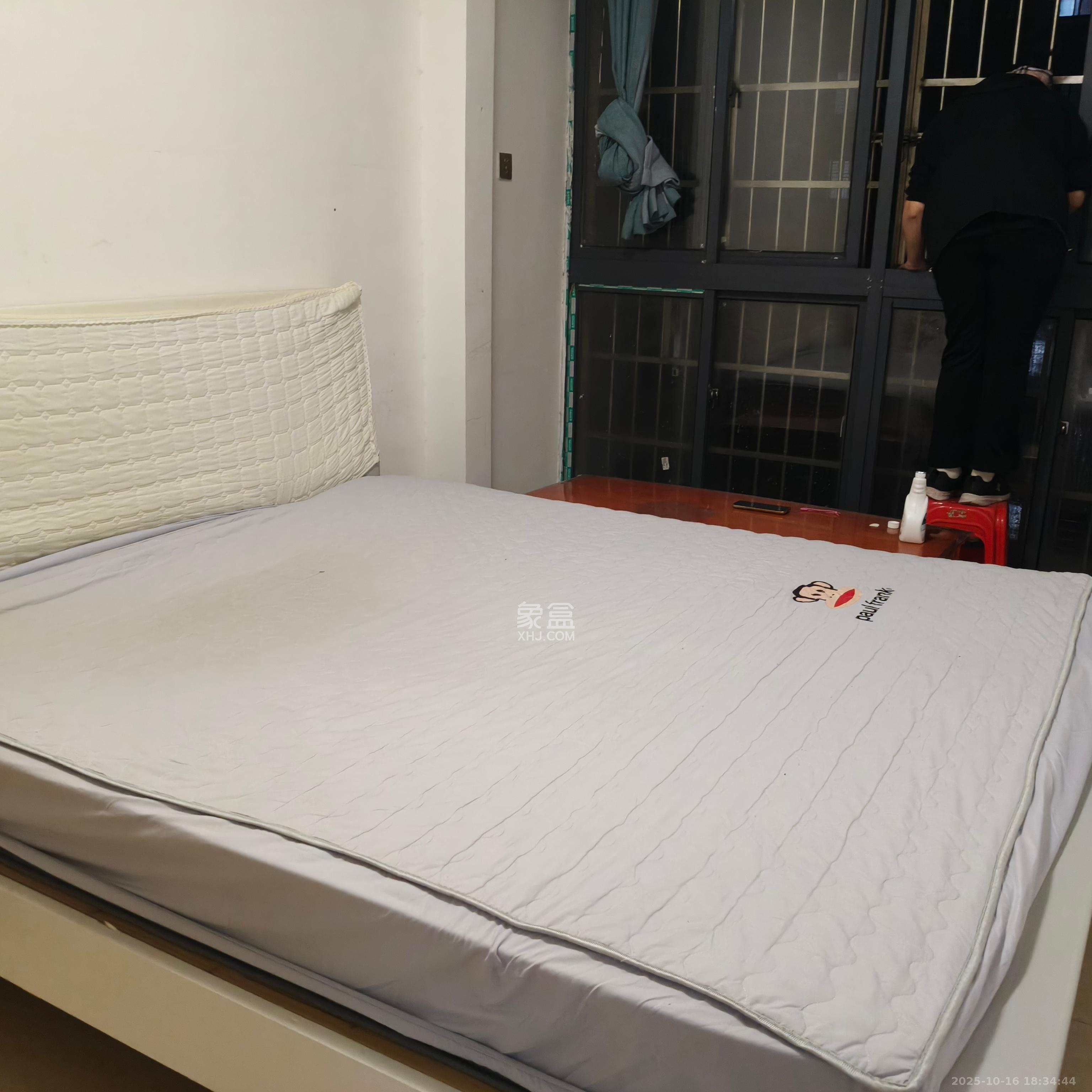 和润园一、二期  3室2厅2卫    1900.0元/月 和润园一、二期  3室2厅2卫    1900.0元/月室内图