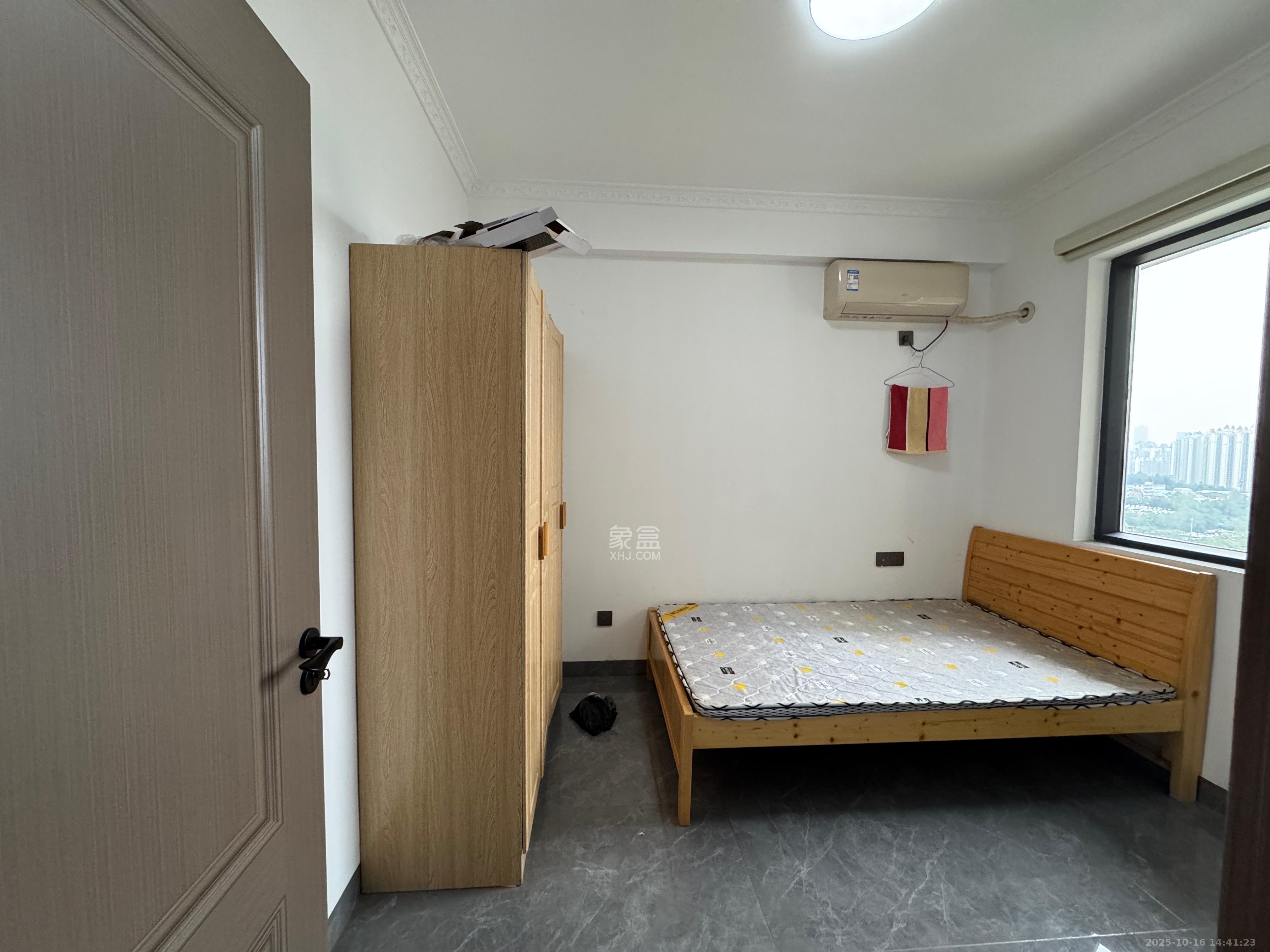 永宏万家里  3室2厅1卫    2100.0元/月 永宏万家里  3室2厅1卫    2100.0元/月室内图