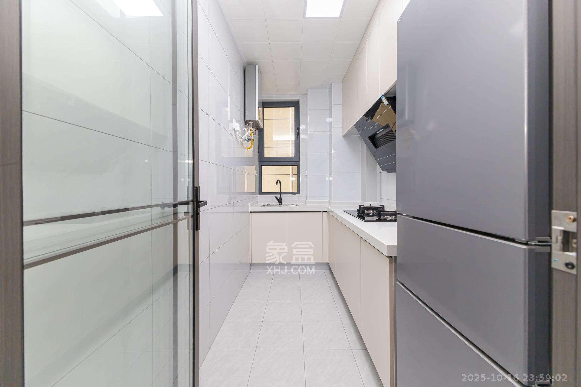 明发阅江悦府 3室2厅1卫 78.0万 明发阅江悦府 3室2厅1卫 78.0万厨房