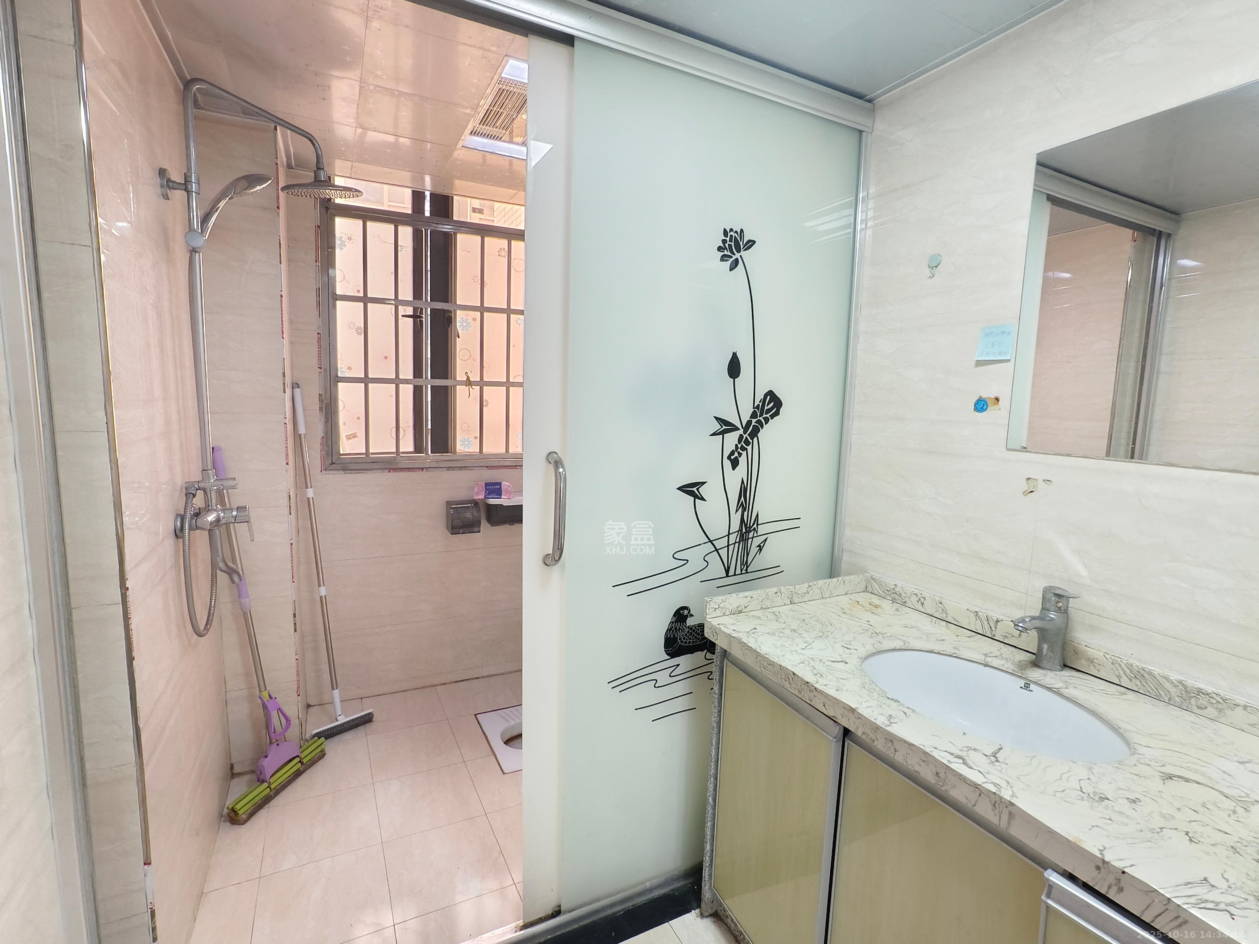 深业睿城 3室2厅2卫 2500.0元/月 深业睿城 3室2厅2卫 2500.0元/月室内图