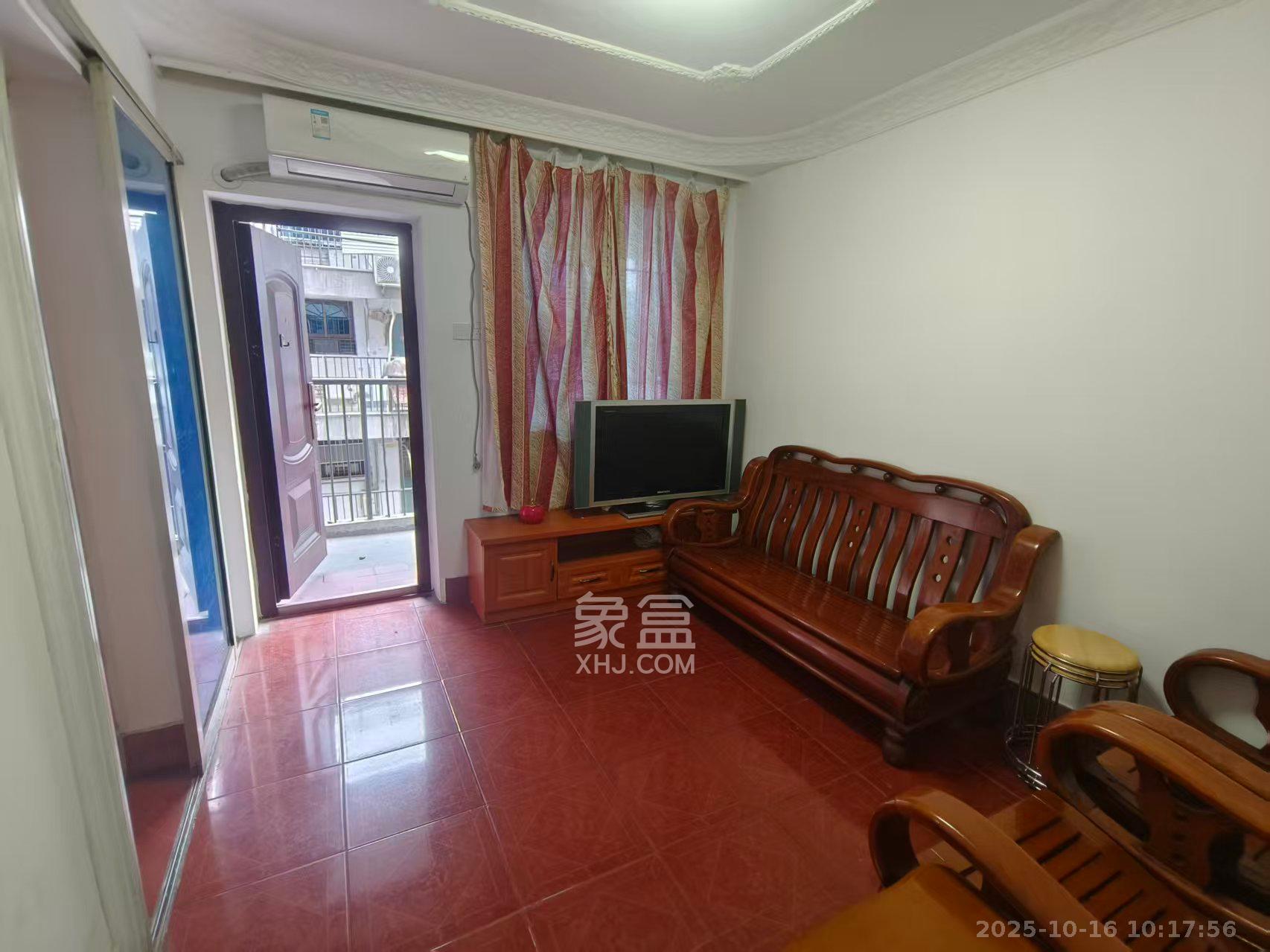 信达大厦  2室1厅1卫    1600.0元/月室内图