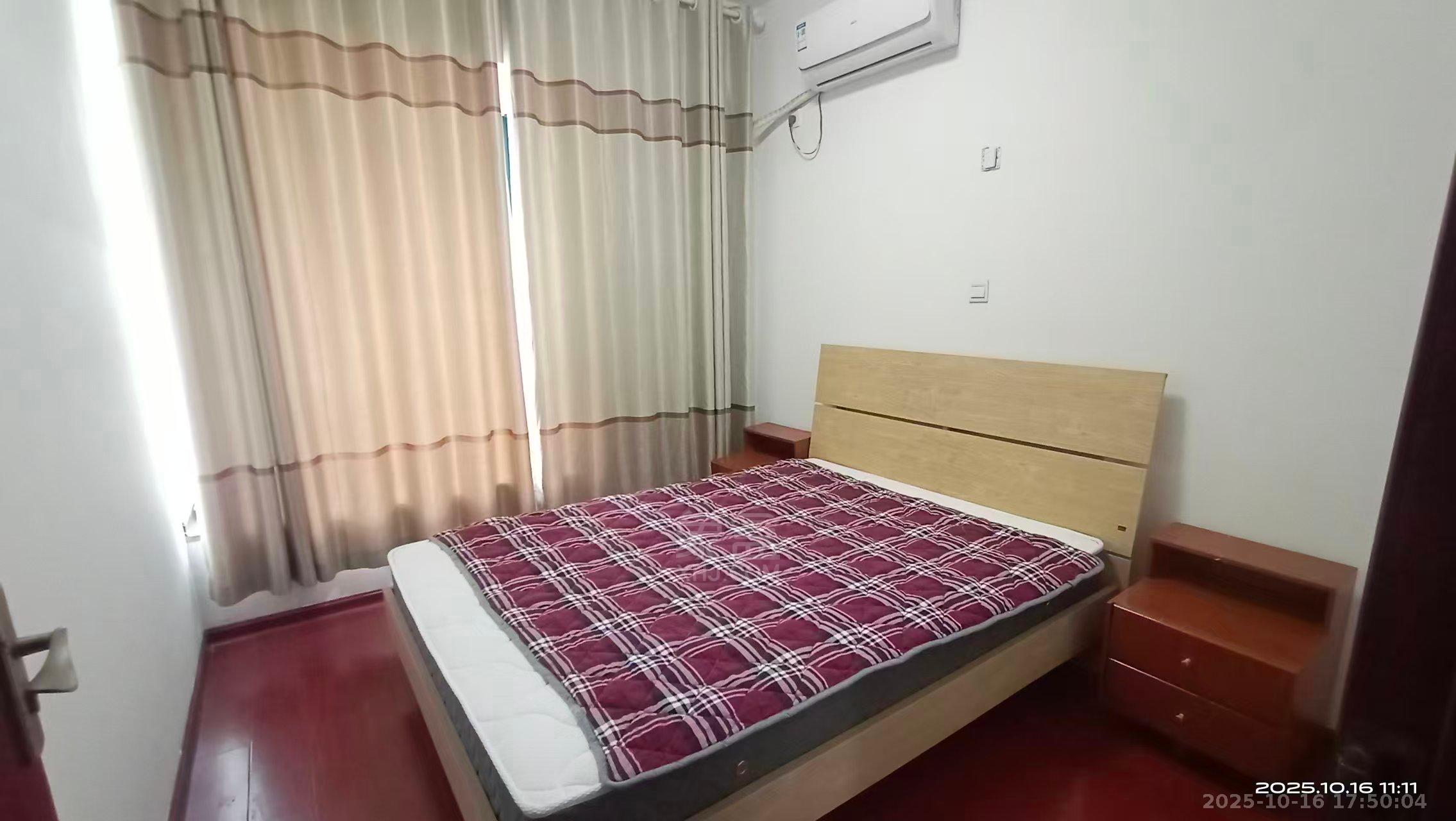 经世皇城 3室2厅2卫 2000.0元/月 经世皇城 3室2厅2卫 2000.0元/月室内图