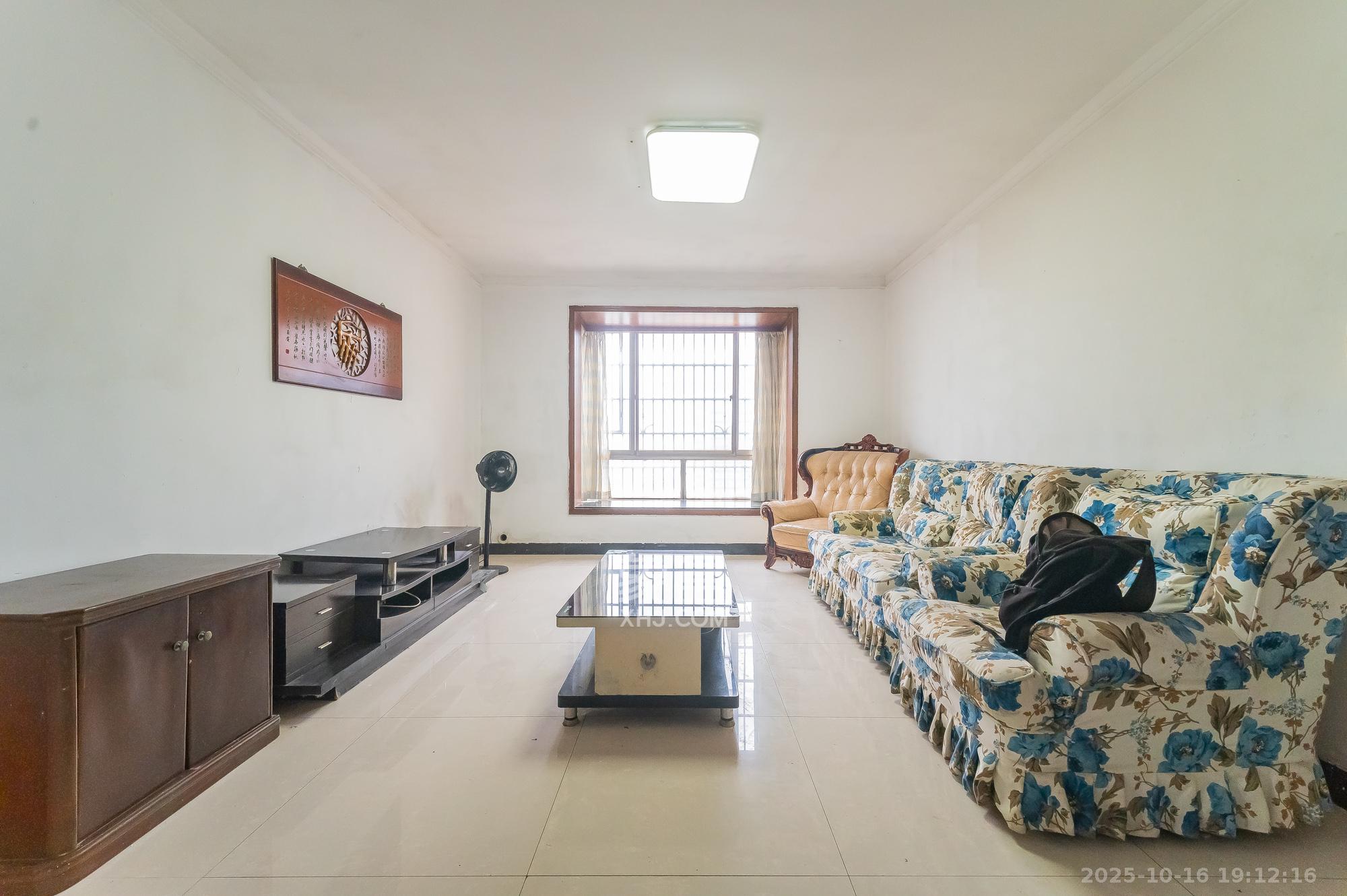 阳光丽景  3室2厅2卫    55.0万