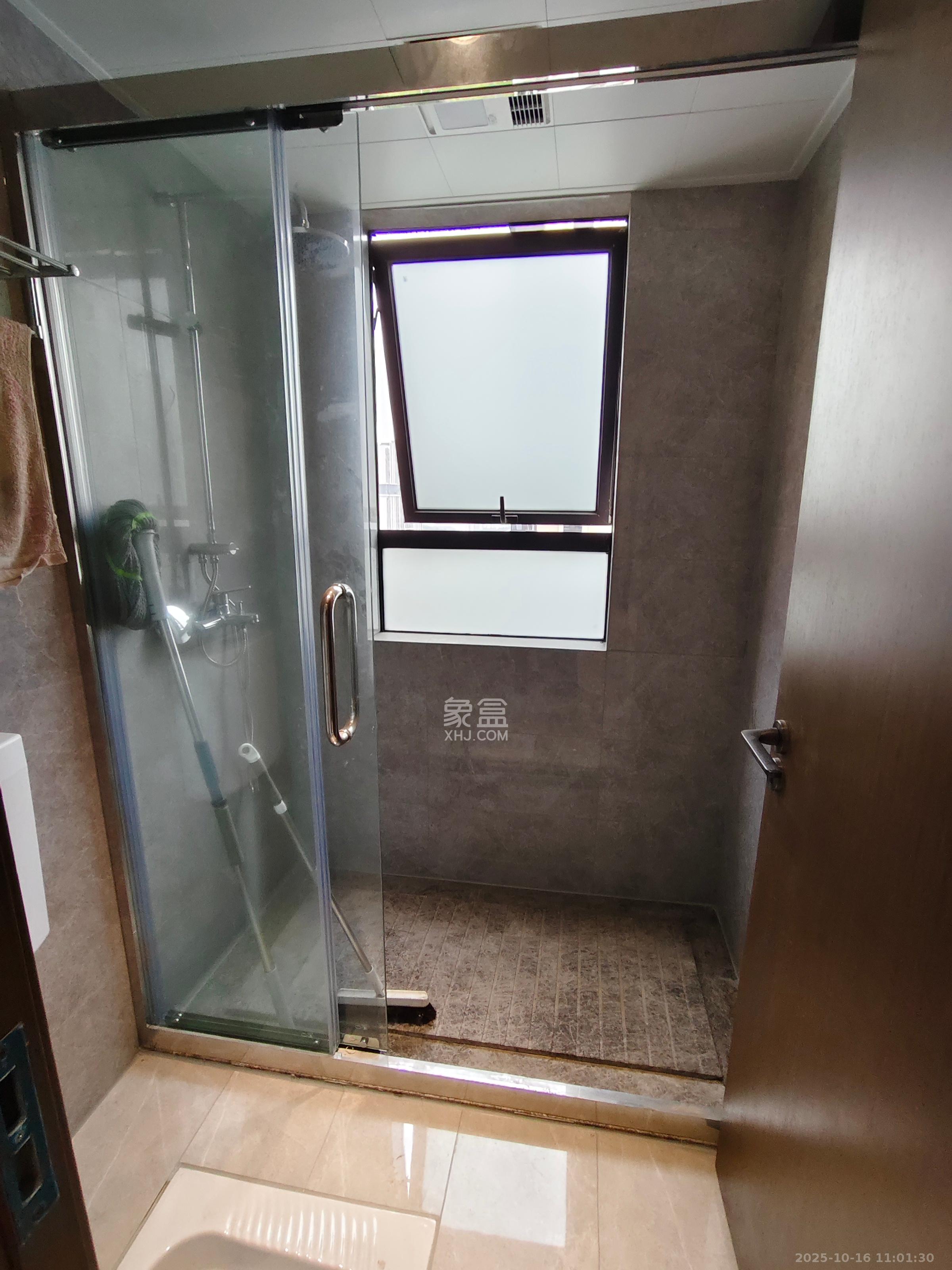 荣盛锦绣学府 1室1厅1卫 2000.0元/月 荣盛锦绣学府 1室1厅1卫 2000.0元/月室内图