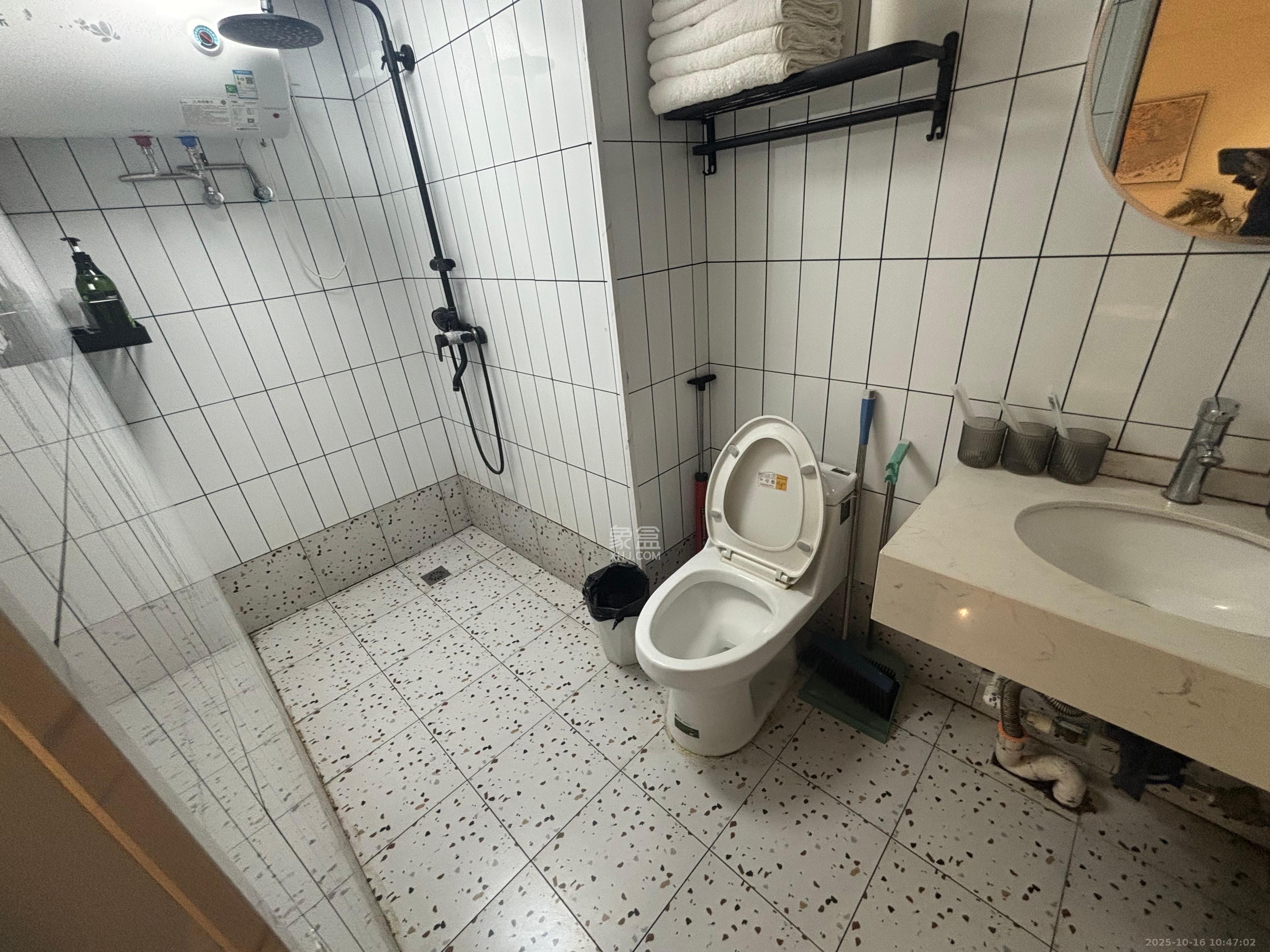 印象天心  1室0厅1卫    2000.0元/月室内图