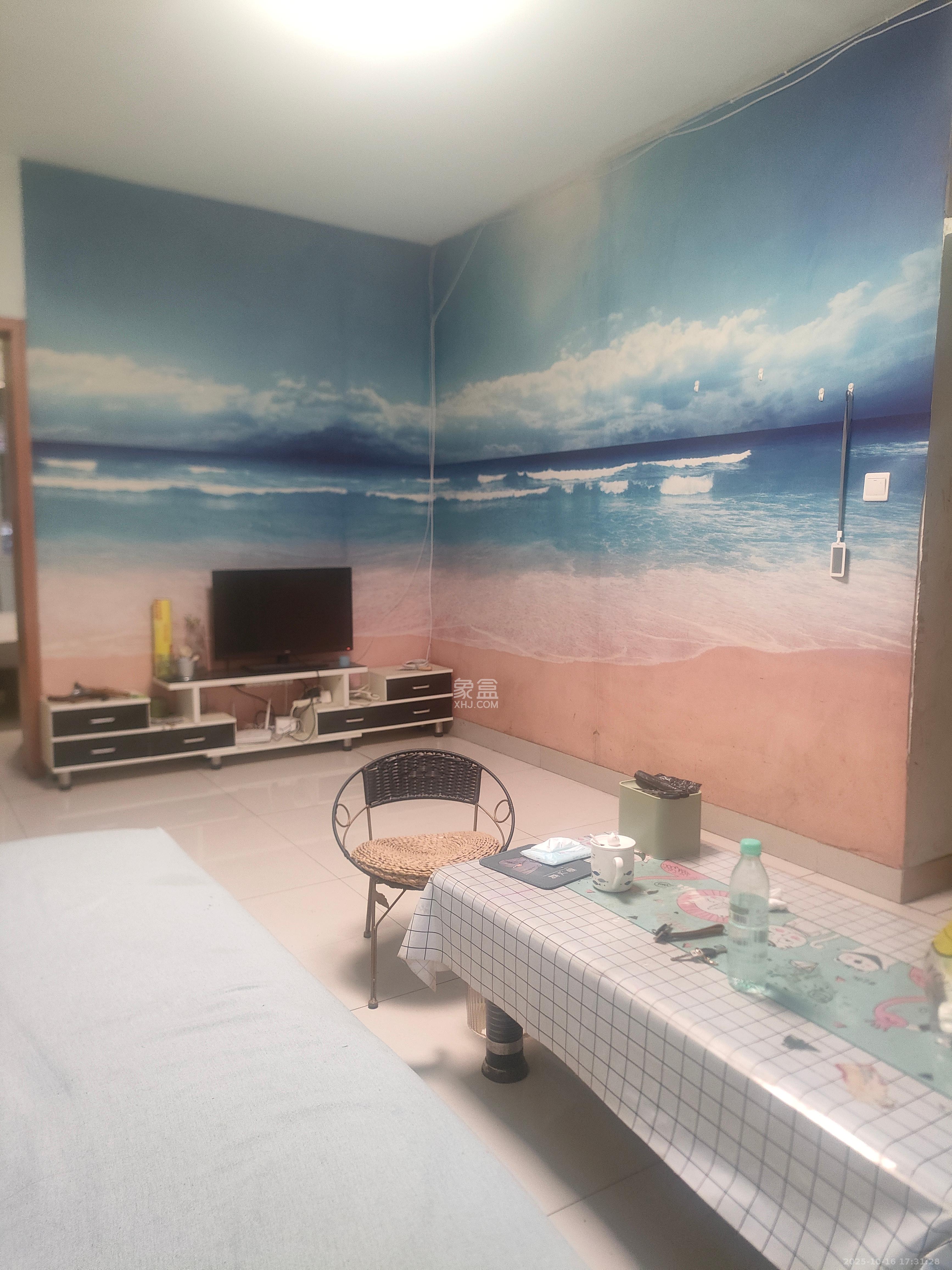 桐荫里社区  2室1厅1卫    2200.0元/月 桐荫里社区  2室1厅1卫    2200.0元/月