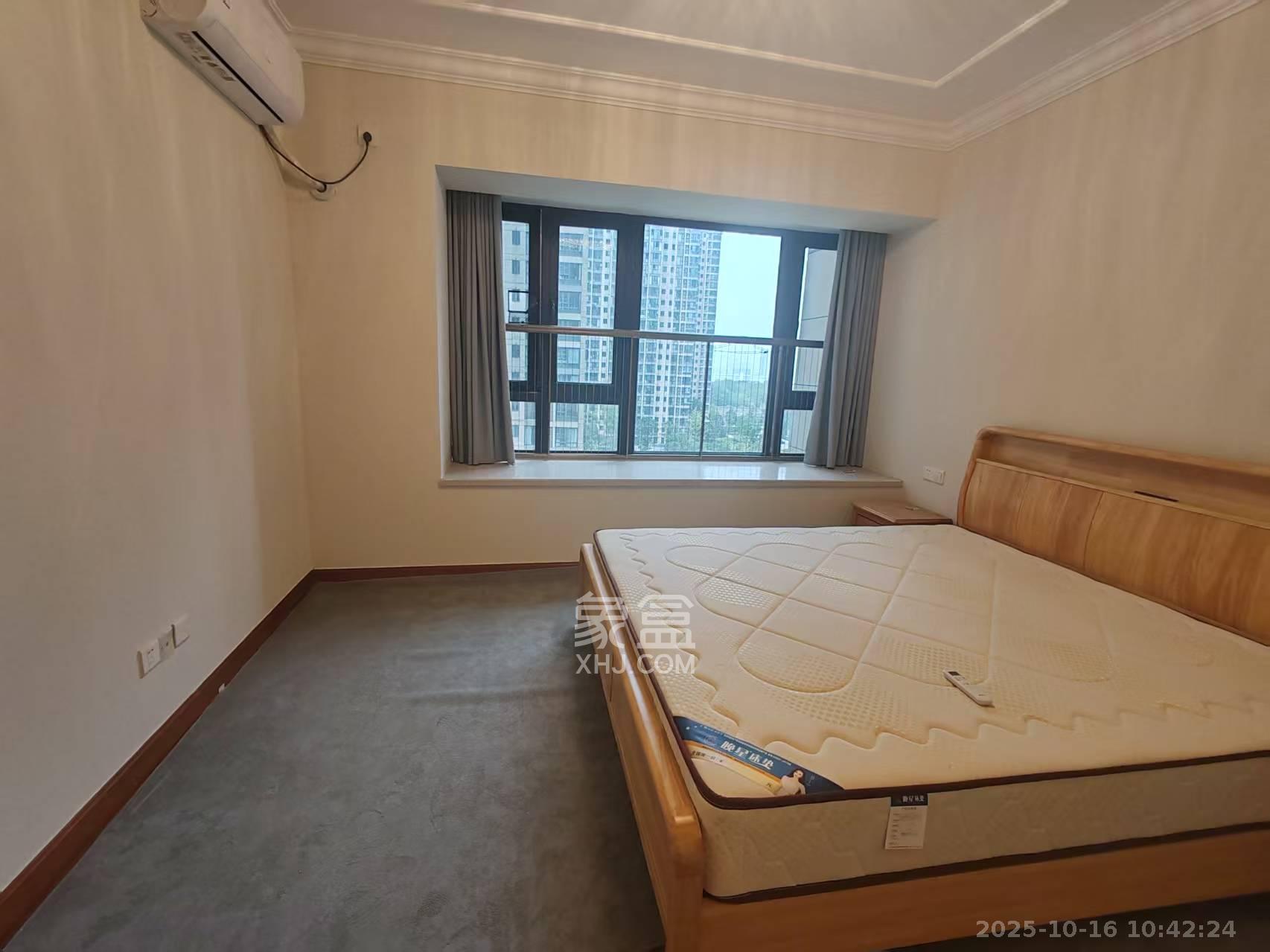 恒大书香门第 3室2厅2卫 1800.0元/月 恒大书香门第 3室2厅2卫 1800.0元/月室内图