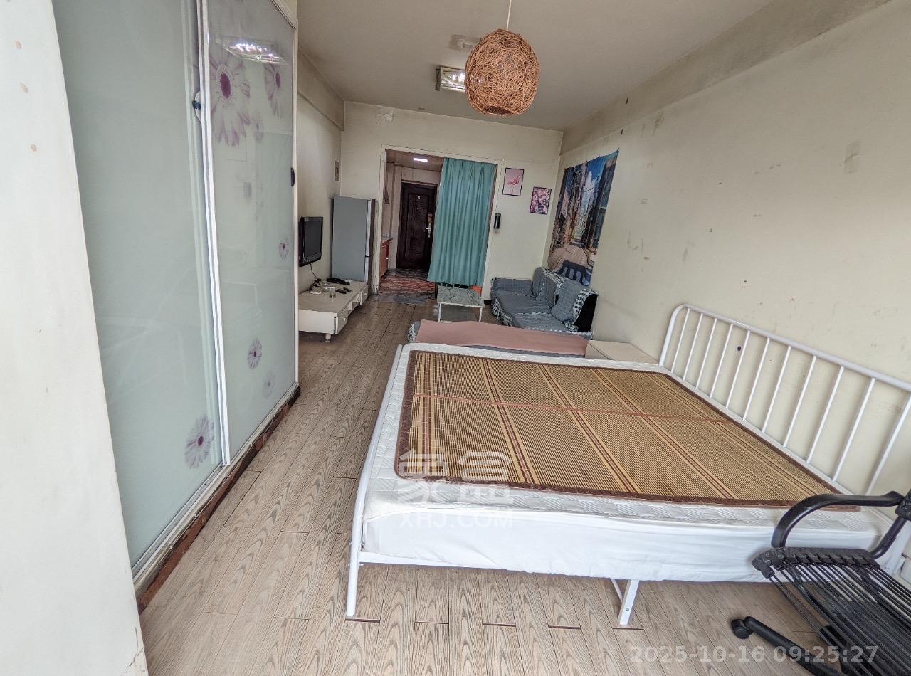 上河国际A座 1室1厅1卫 1600.0元/月 上河国际A座 1室1厅1卫 1600.0元/月室内图