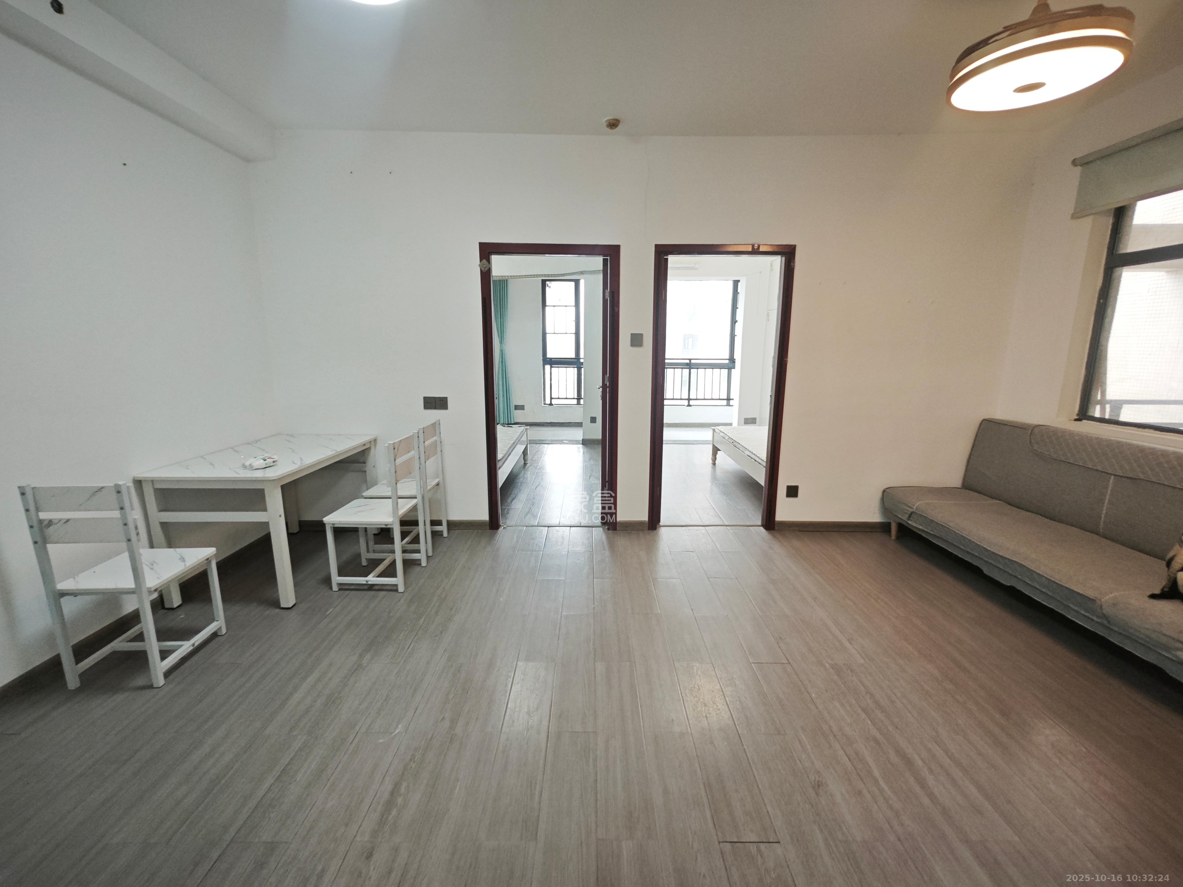 剑桥名门  2室1厅1卫    1800.0元/月