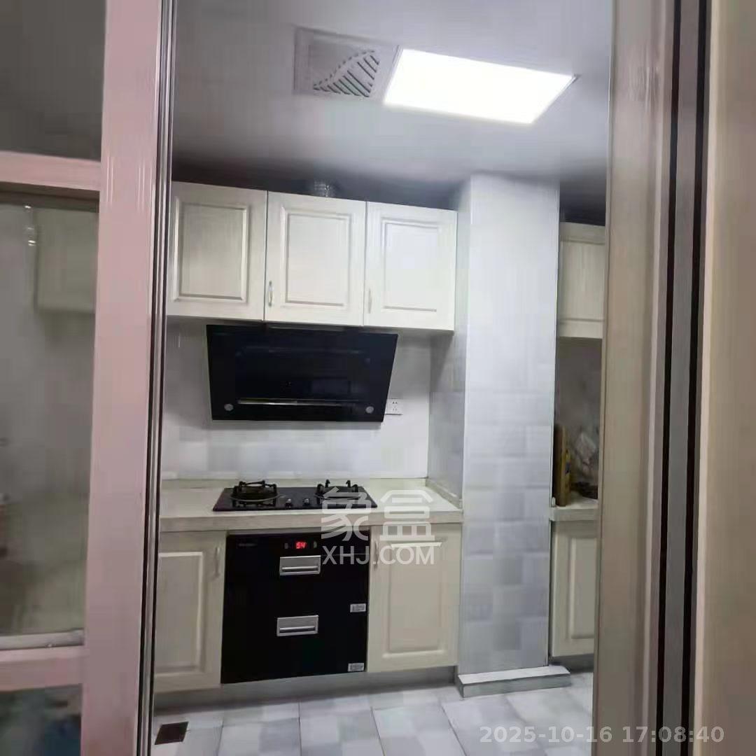 上海城小区 2室2厅1卫 2200.0元/月 上海城小区 2室2厅1卫 2200.0元/月室内图