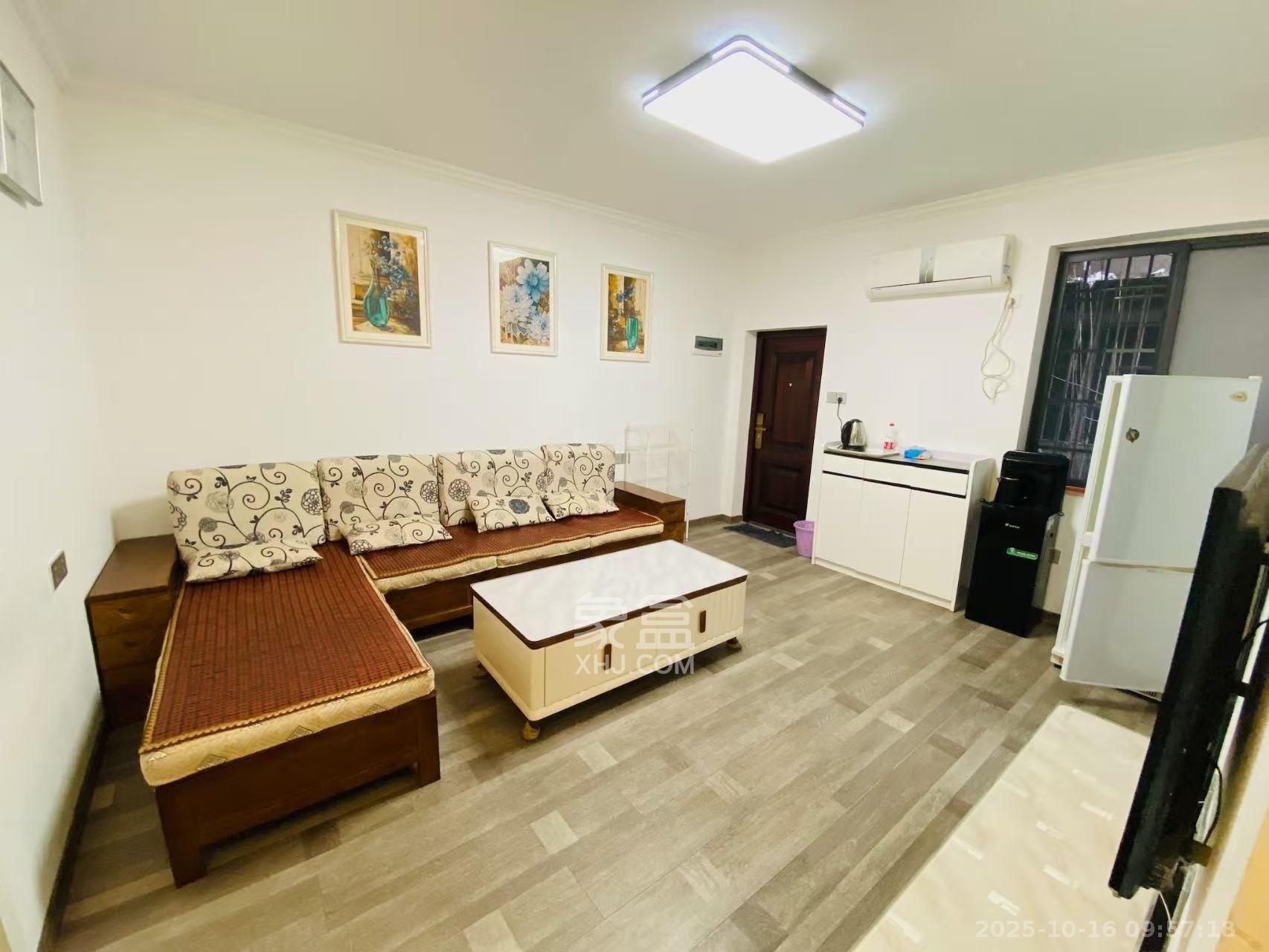 白沙街(白沙巷)散盘 3室2厅1卫 2600.0元/月 白沙街(白沙巷)散盘 3室2厅1卫 2600.0元/月室内图