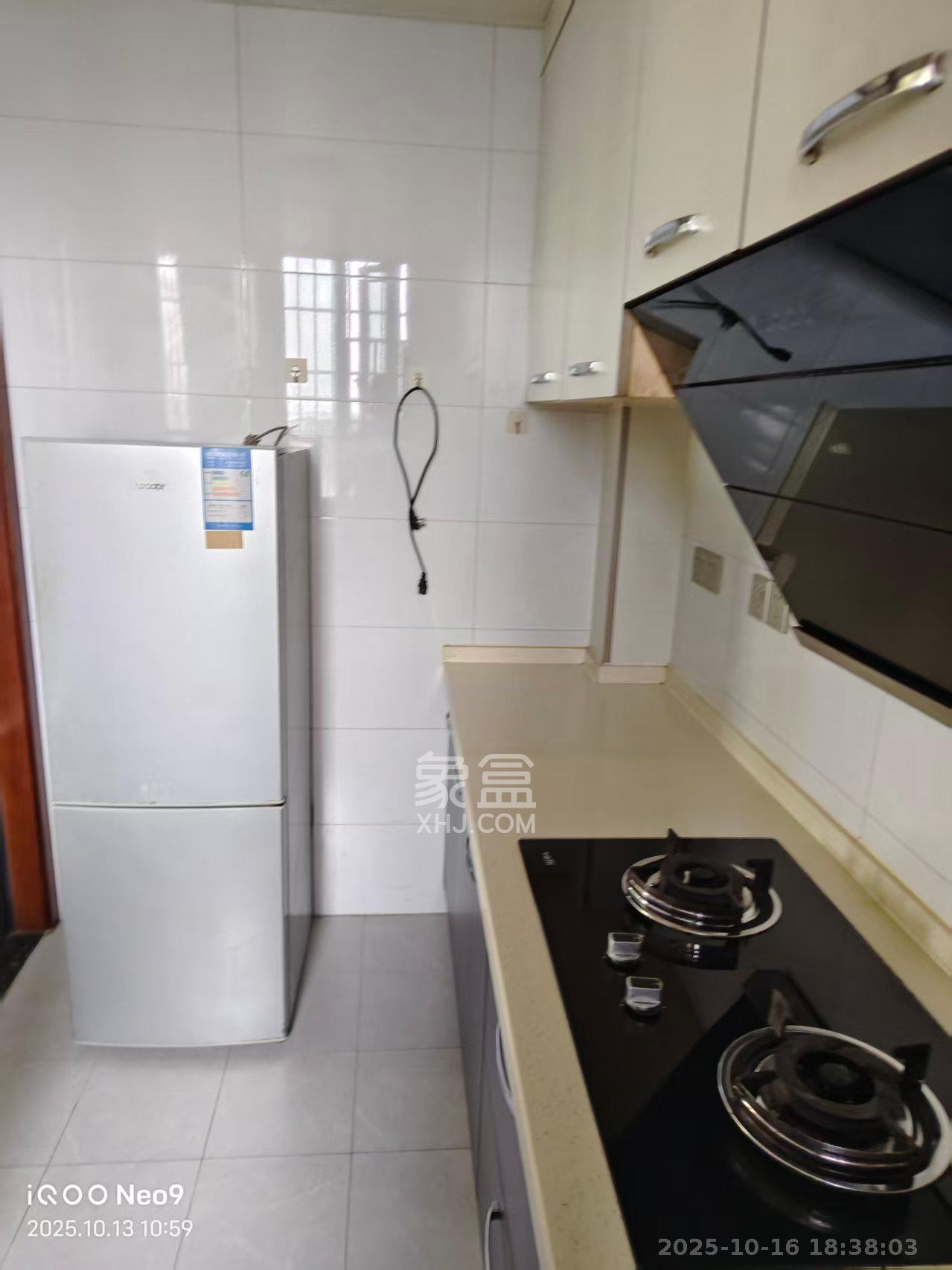 豪庭（江城豪庭）  3室2厅1卫    2100.0元/月室内图