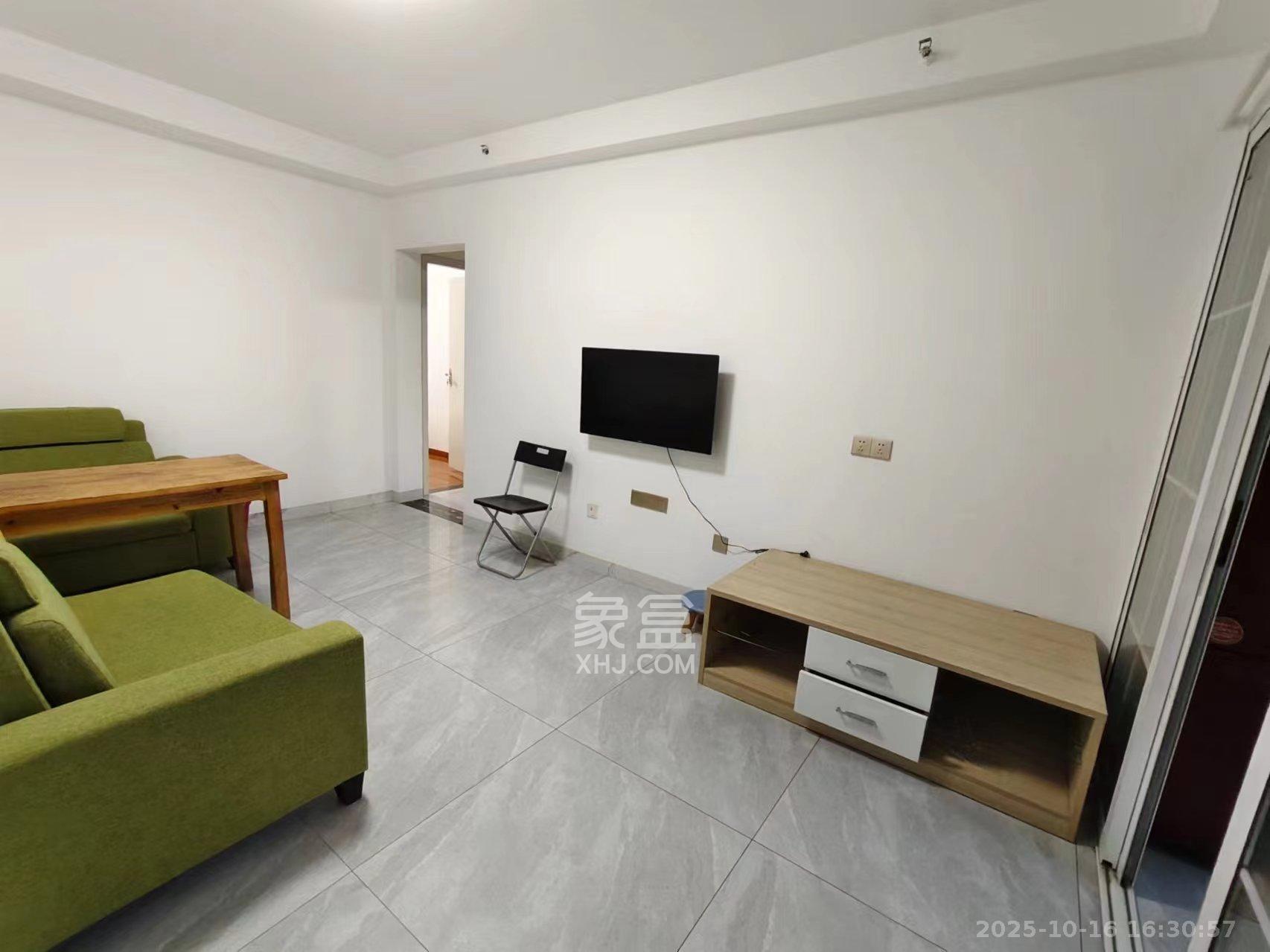 北辰三角洲C2区  2室1厅1卫    2200.0元/月室内图