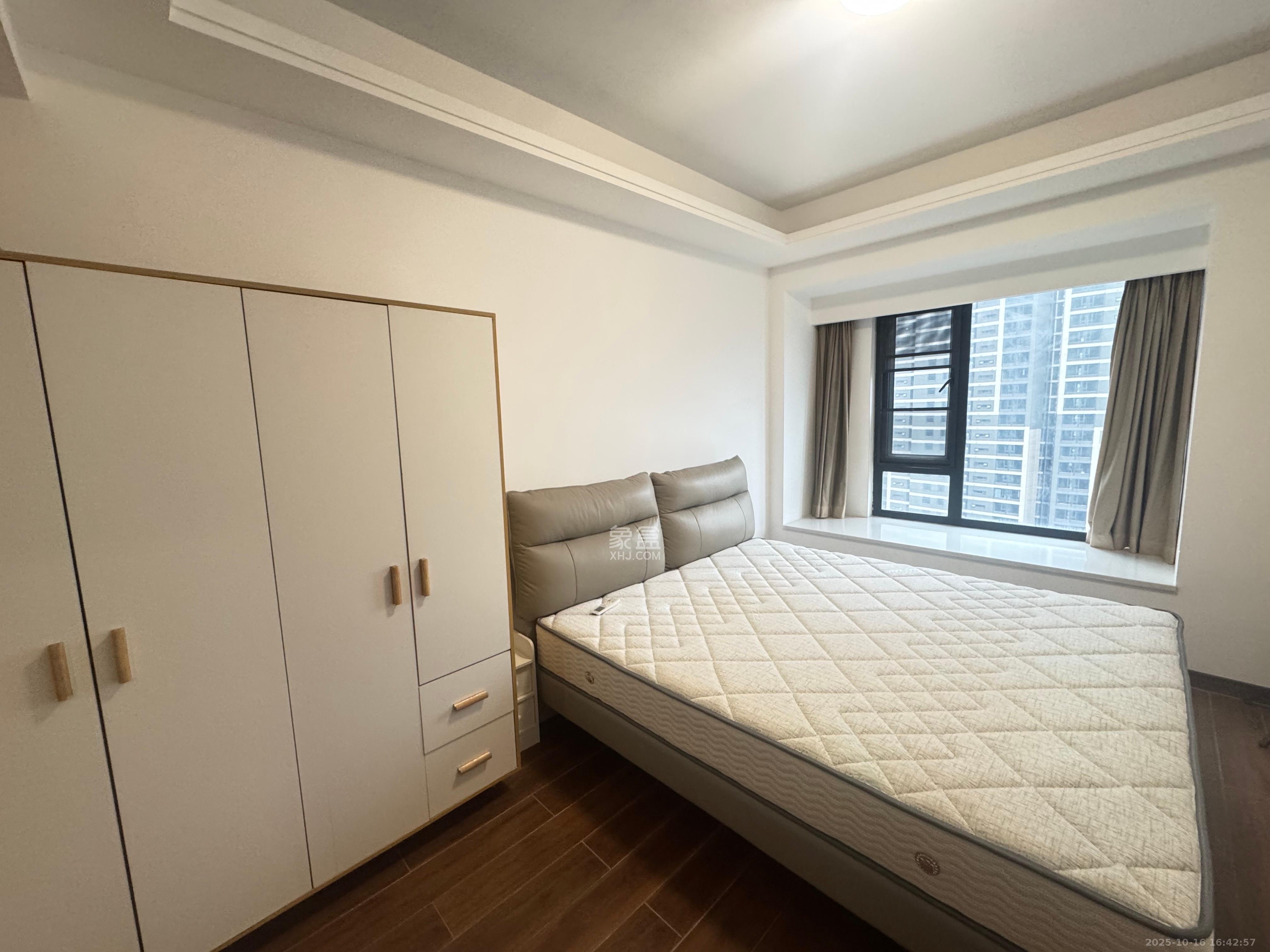 南山梅溪一方  3室1厅2卫    2700.0元/月 南山梅溪一方  3室1厅2卫    2700.0元/月室内图