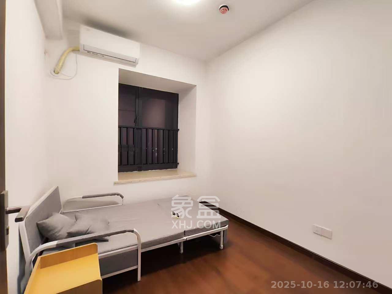 万润滨江天著  4室2厅2卫    2800.0元/月室内图