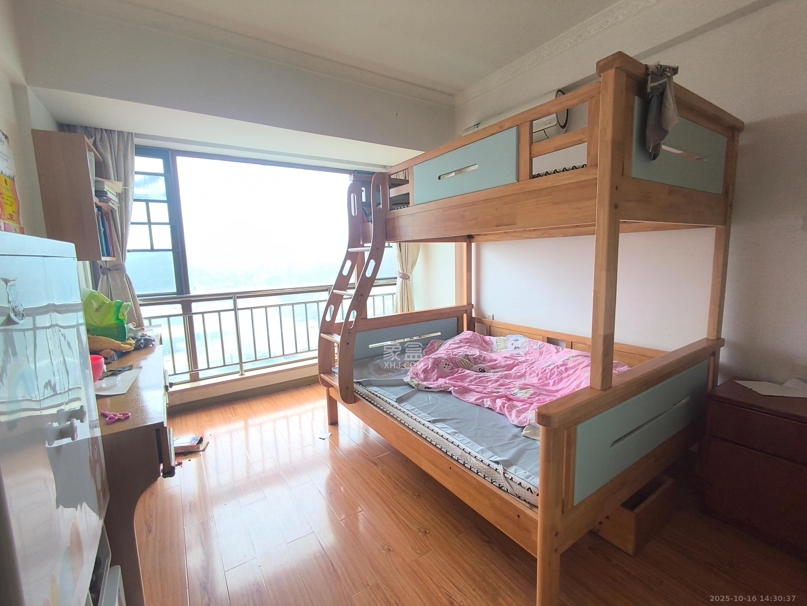 锑都家园  3室2厅2卫    2000.0元/月 锑都家园  3室2厅2卫    2000.0元/月室内图