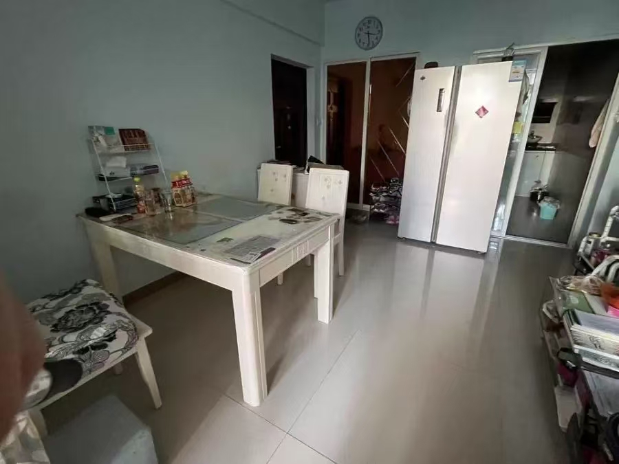 湖畔人家  3室1厅2卫    104.18万