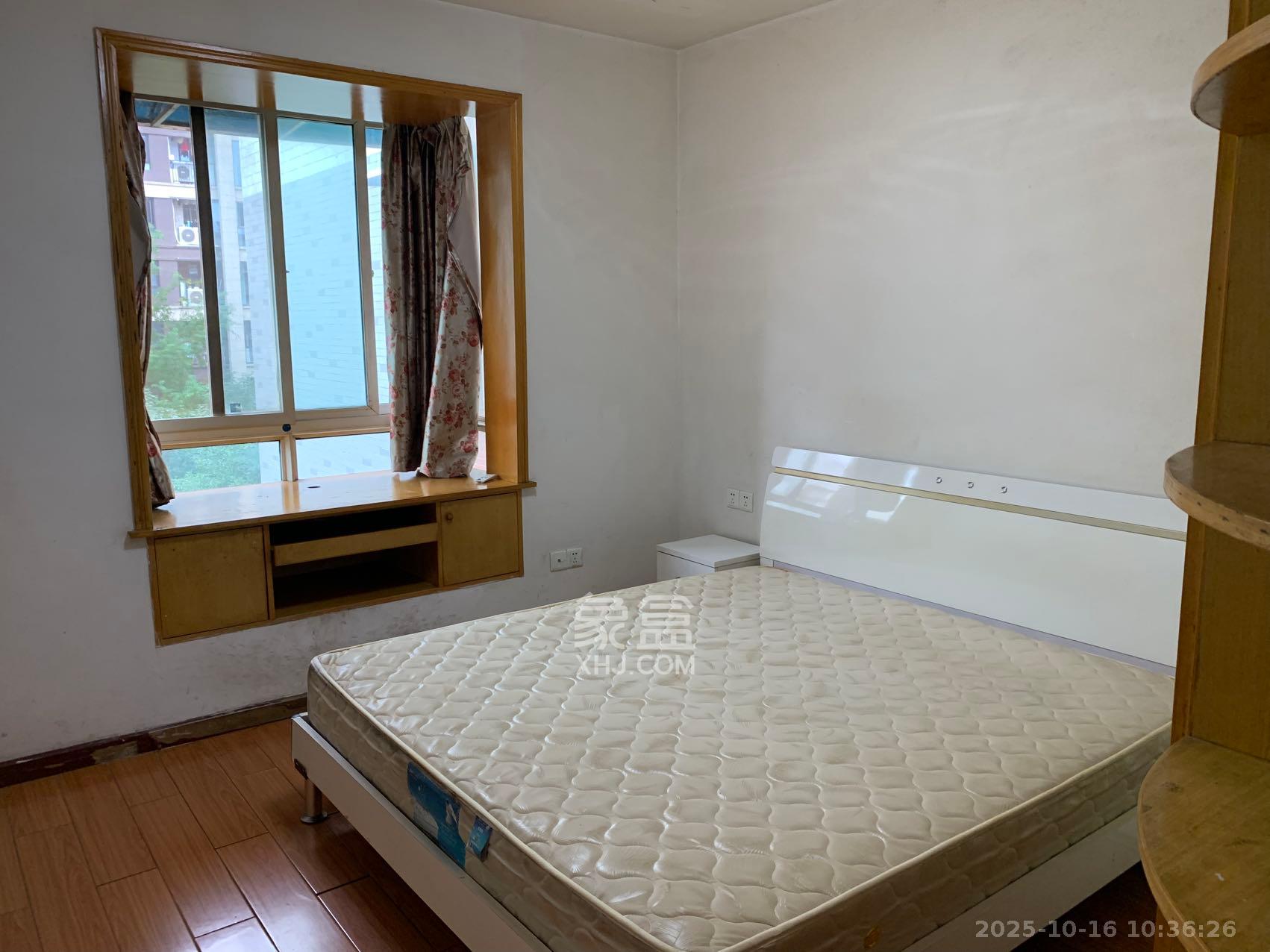 好家园  3室1厅1卫    1800.0元/月 好家园  3室1厅1卫    1800.0元/月室内图