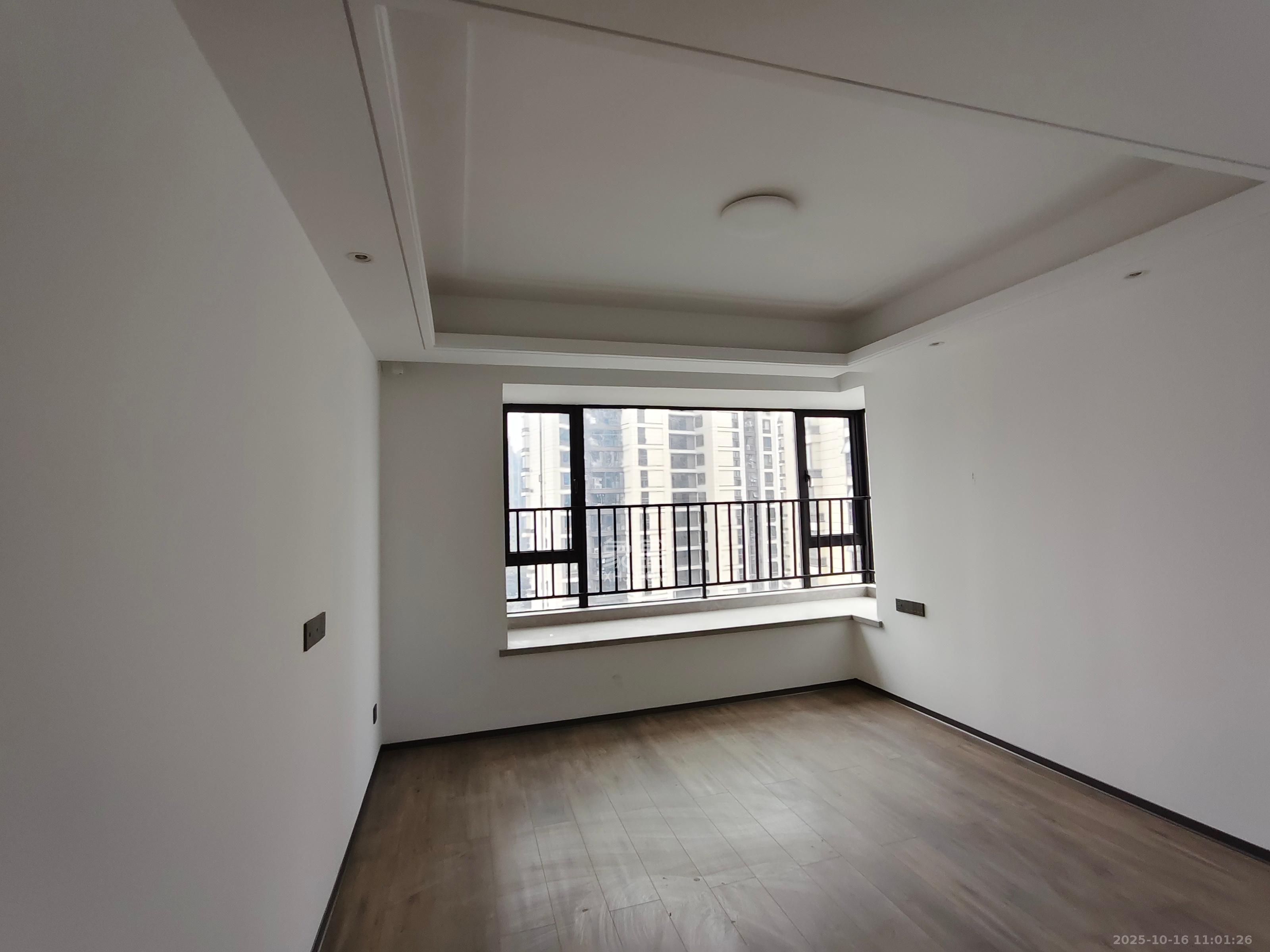 荣盛锦绣学府 1室1厅1卫 2000.0元/月 荣盛锦绣学府 1室1厅1卫 2000.0元/月室内图