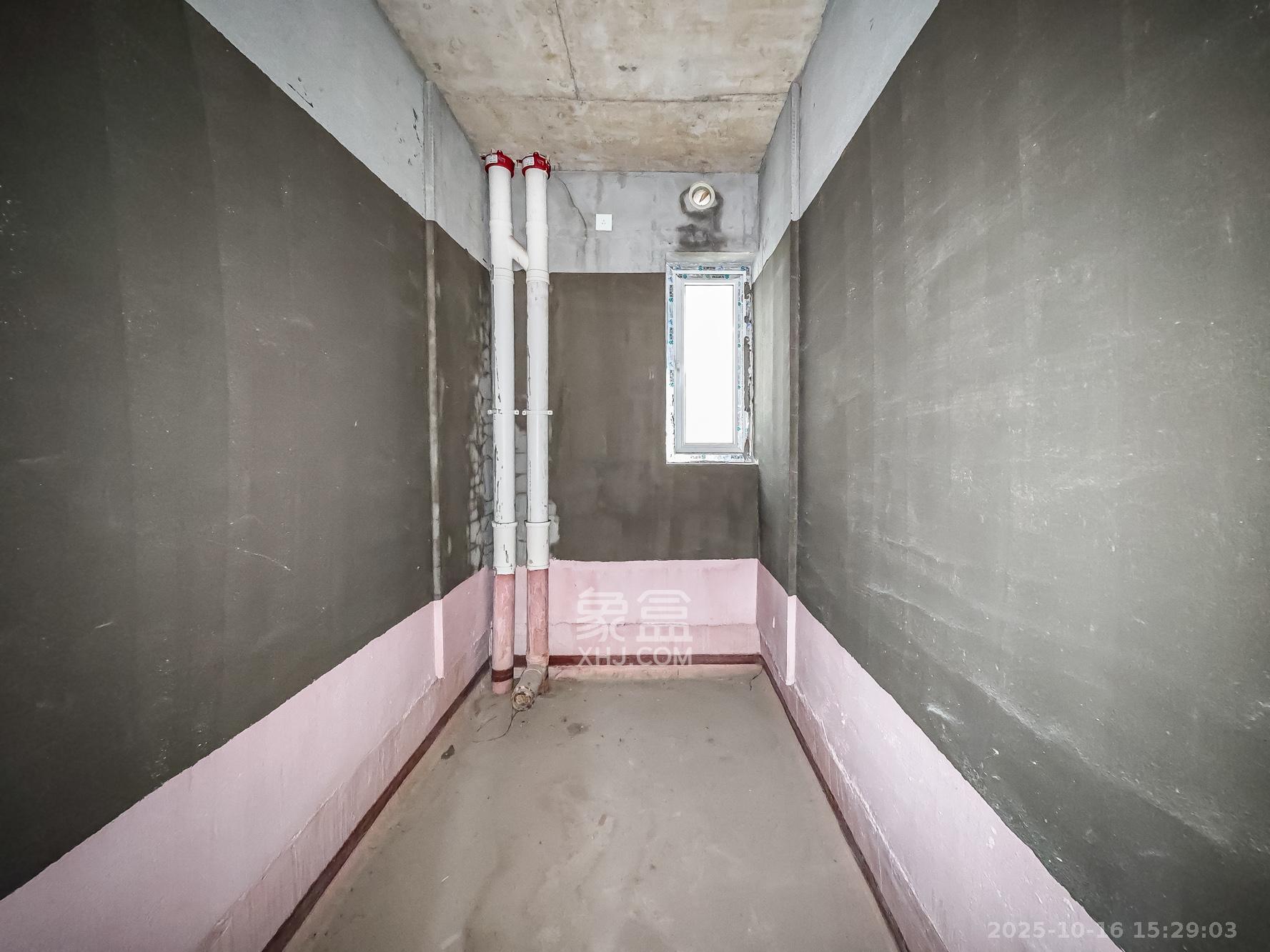 福晟钱隆国际(晟冉景苑) 3室2厅2卫 93.0万 福晟钱隆国际(晟冉景苑) 3室2厅2卫 93.0万卫生间