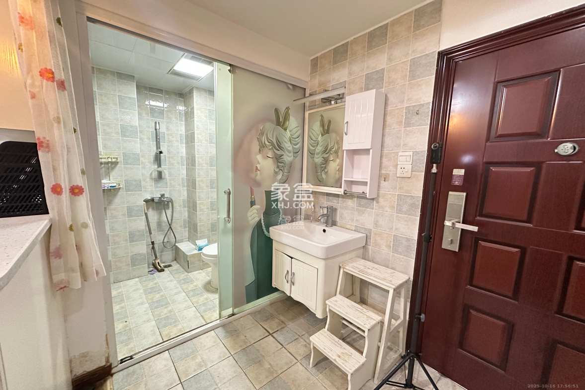 第六都(陆都小区) 1室1厅1卫 1700.0元/月 第六都(陆都小区) 1室1厅1卫 1700.0元/月室内图