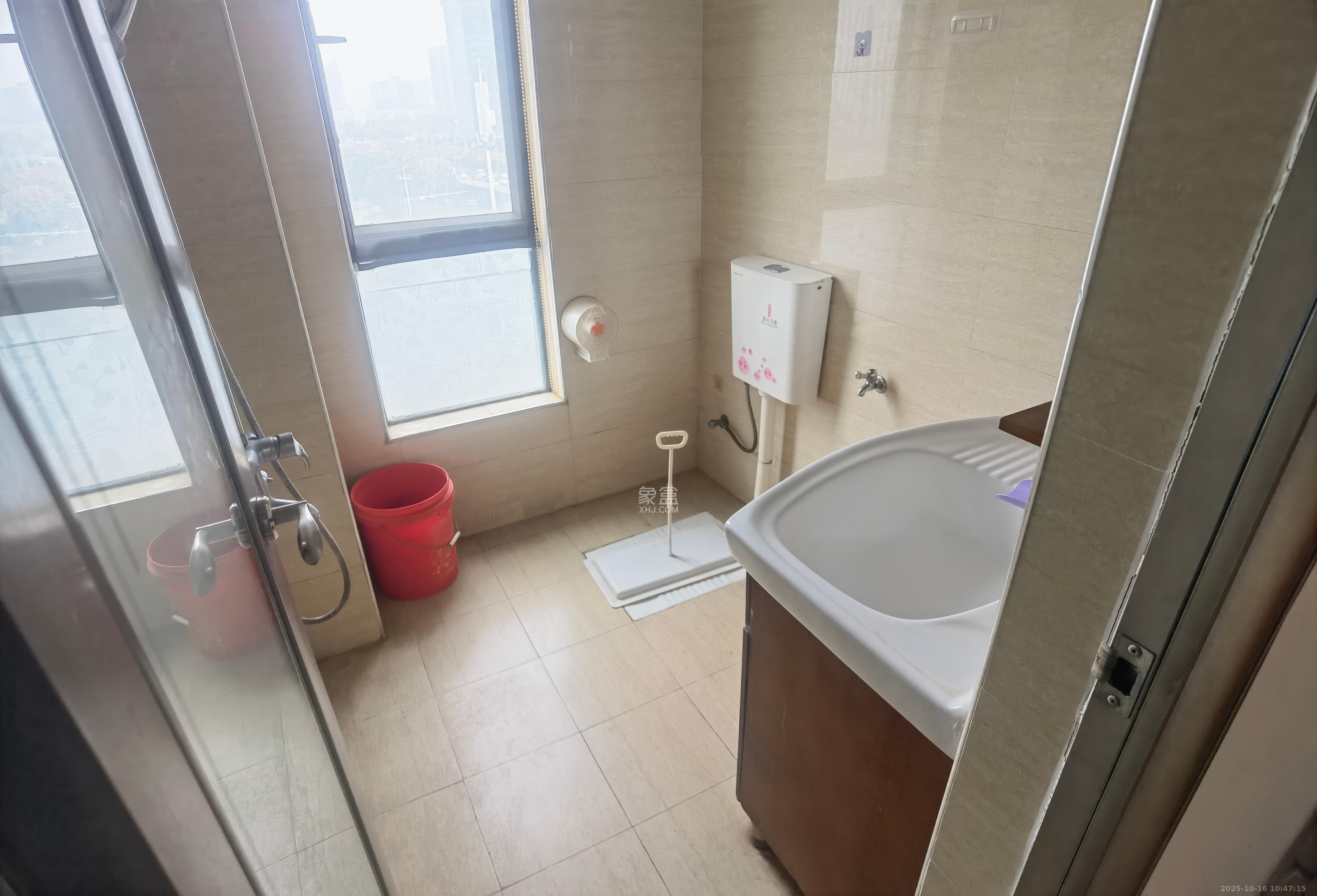 融科檀香山(融科紫檀、香山国际)  2室1厅1卫    2500.0元/月 融科檀香山(融科紫檀、香山国际)  2室1厅1卫    2500.0元/月室内图