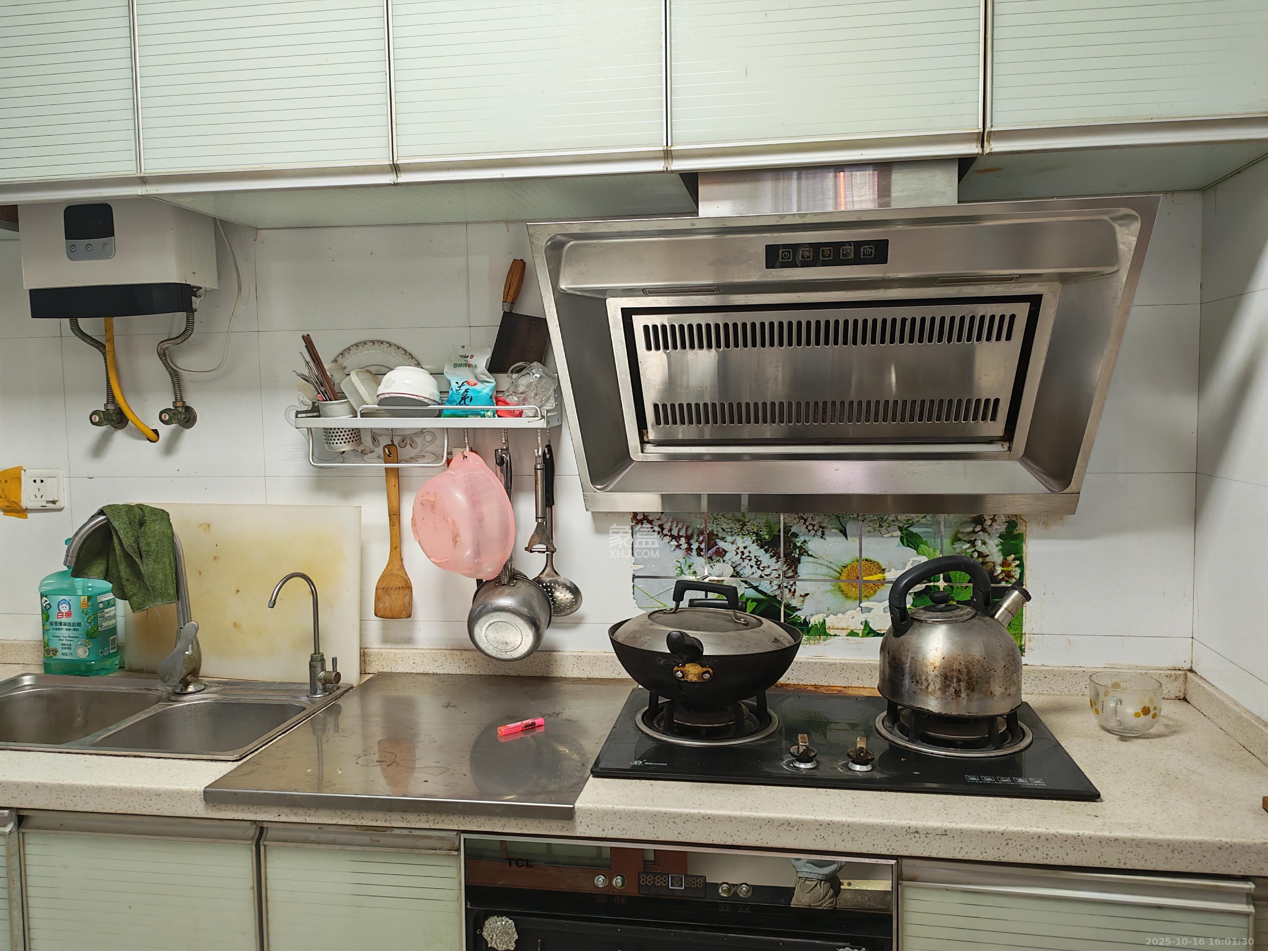 新盛珑璟台 2室2厅1卫 2000.0元/月 新盛珑璟台 2室2厅1卫 2000.0元/月室内图