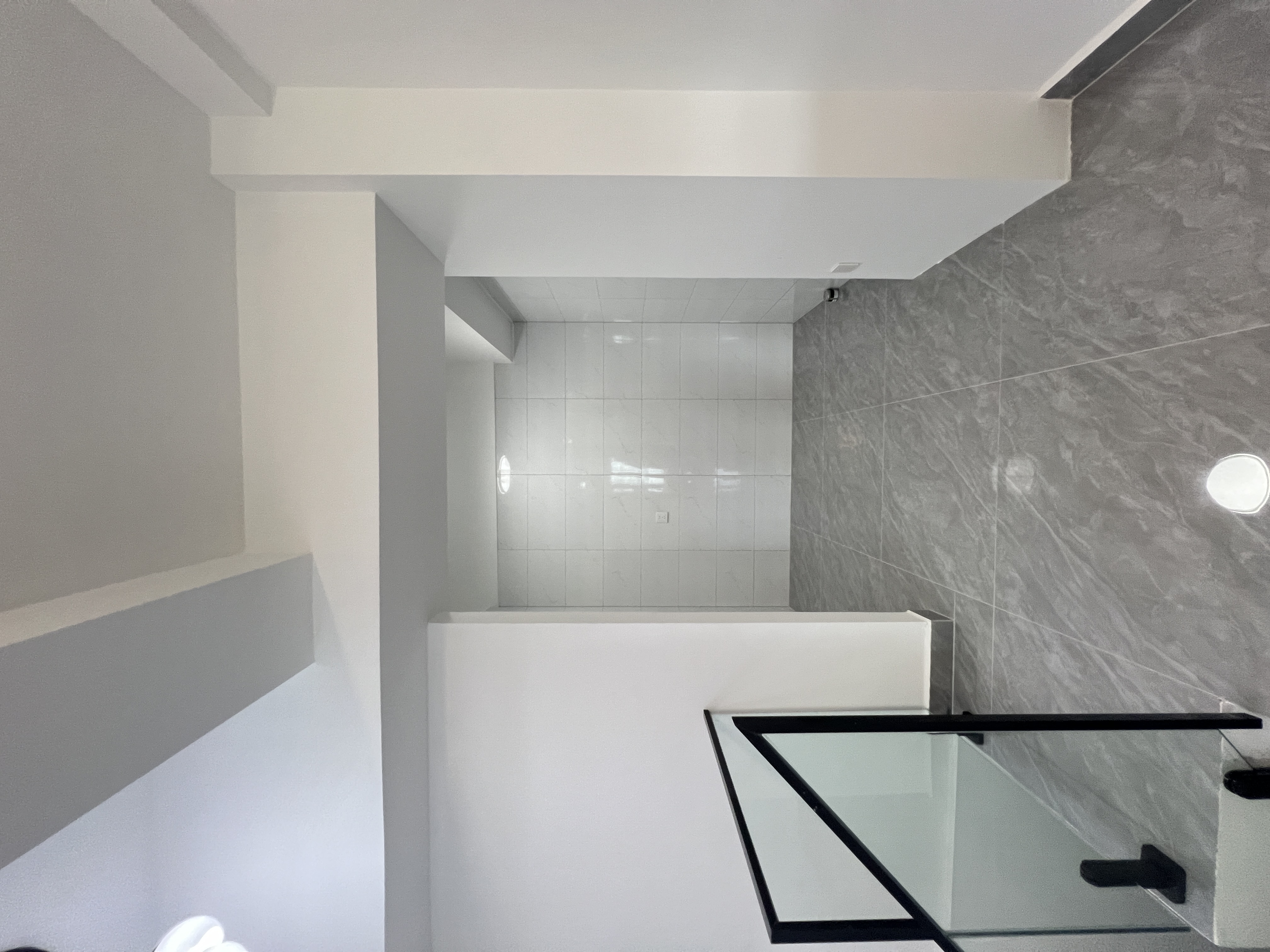 龙湖光年  1室1厅1卫    1800.0元/月室内图