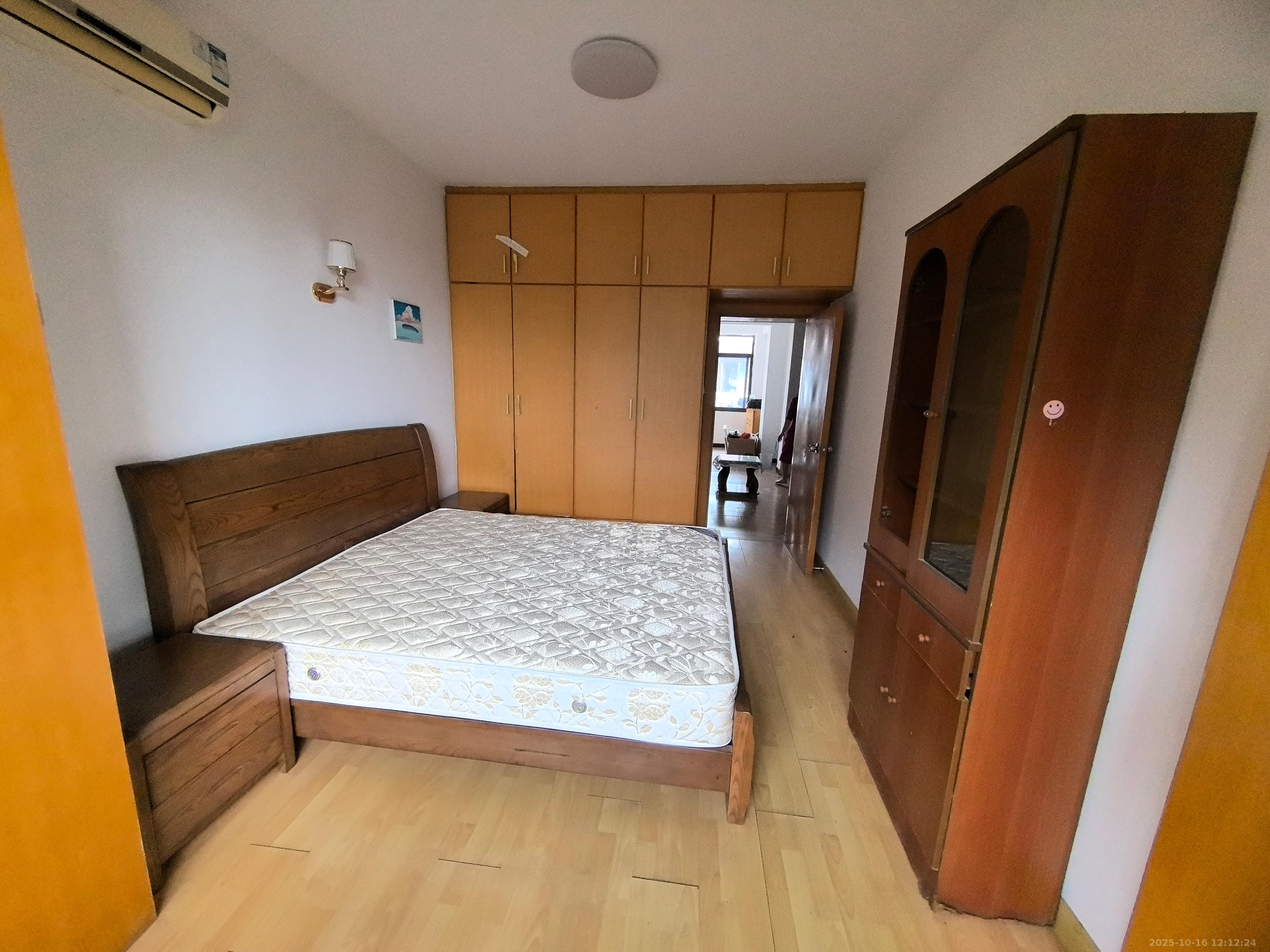 师大赫石北村 3室2厅1卫 4200.0元/月 师大赫石北村 3室2厅1卫 4200.0元/月室内图