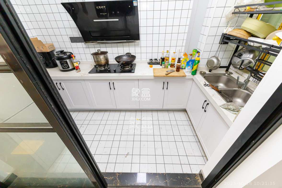 长高圆梦佳苑 3室2厅2卫 62.0万 长高圆梦佳苑 3室2厅2卫 62.0万厨房