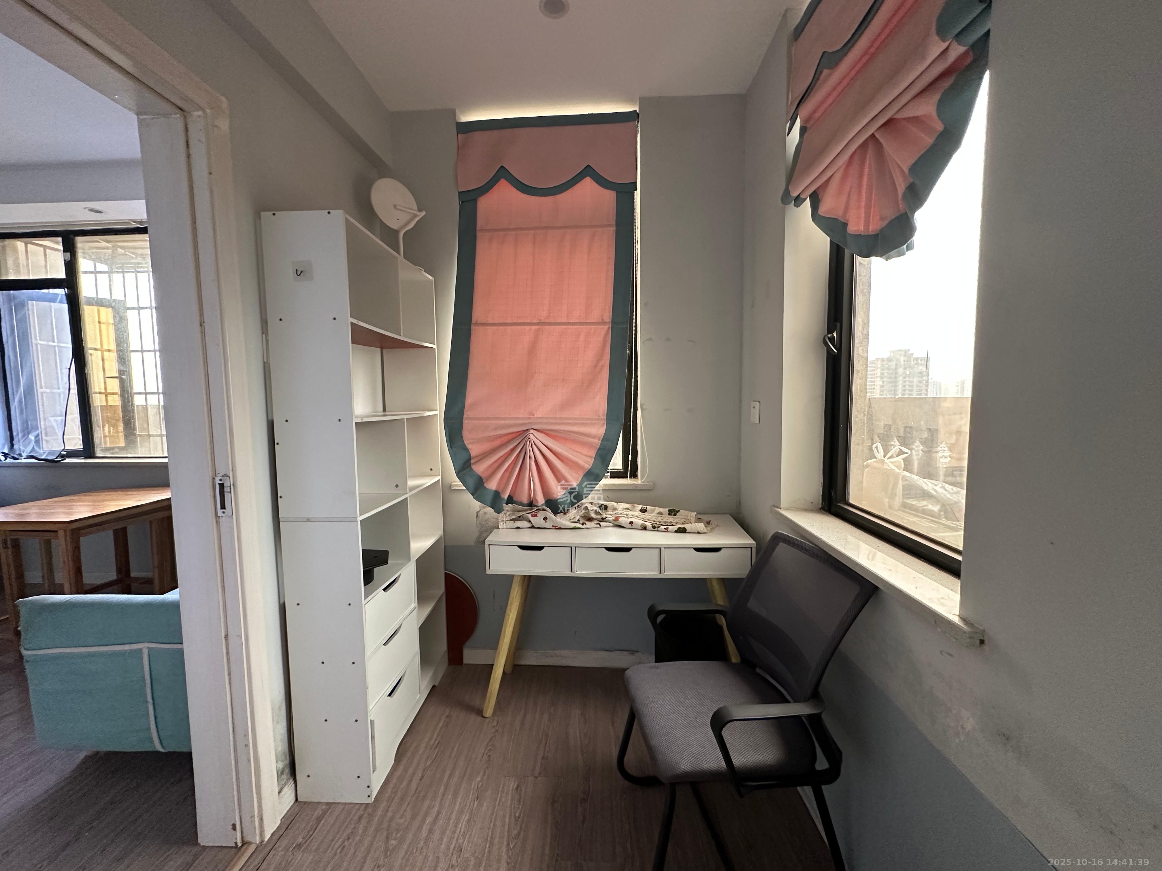 沁园春御院  1室1厅1卫    1900.0元/月 沁园春御院  1室1厅1卫    1900.0元/月