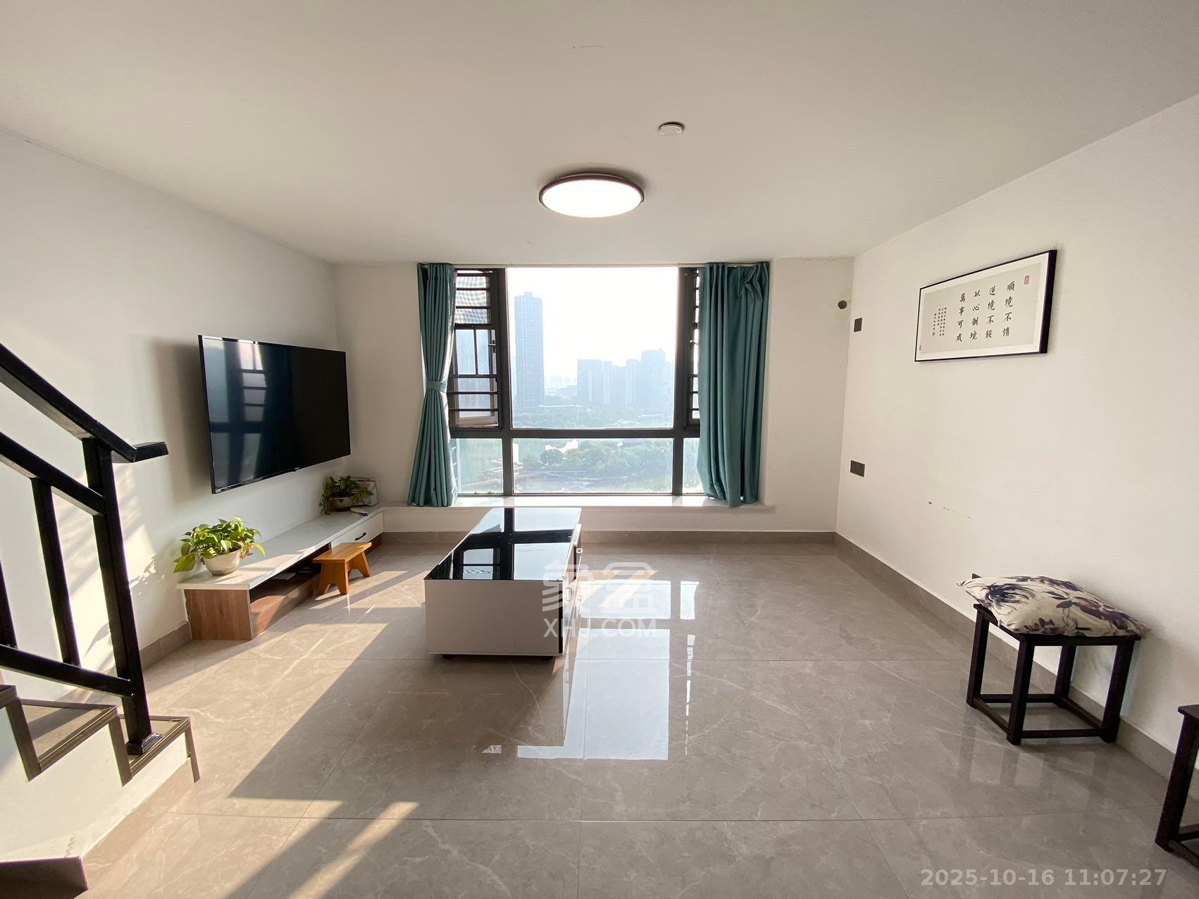 藏珑湖上公馆 1室1厅1卫 2500.0元/月 藏珑湖上公馆 1室1厅1卫 2500.0元/月室内图