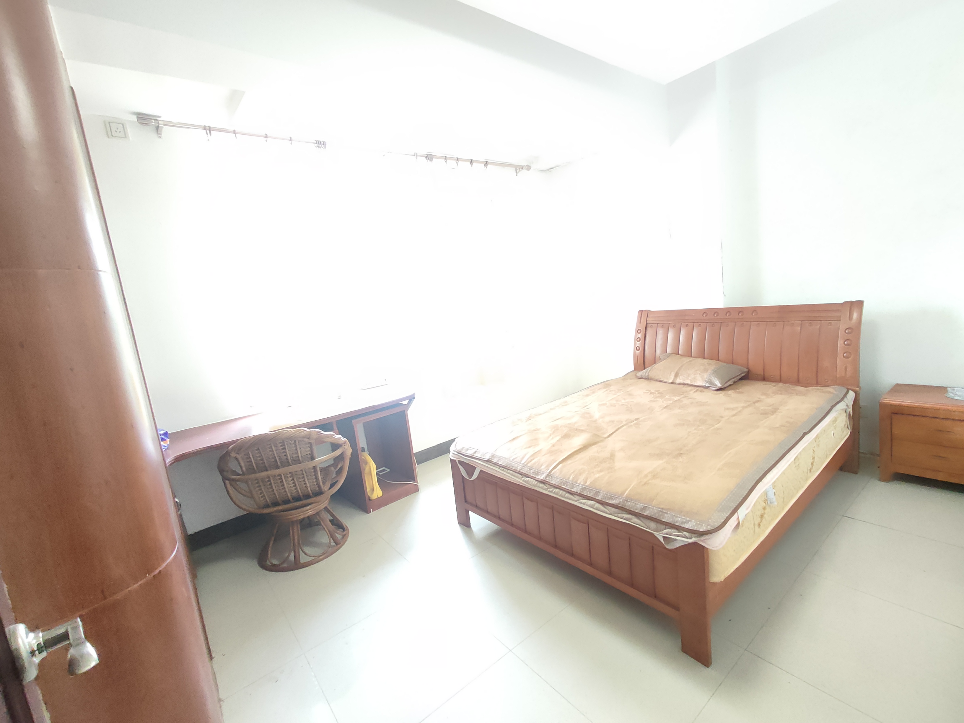 汇宇花园 4室2厅2卫 3000.0元/月 汇宇花园 4室2厅2卫 3000.0元/月室内图