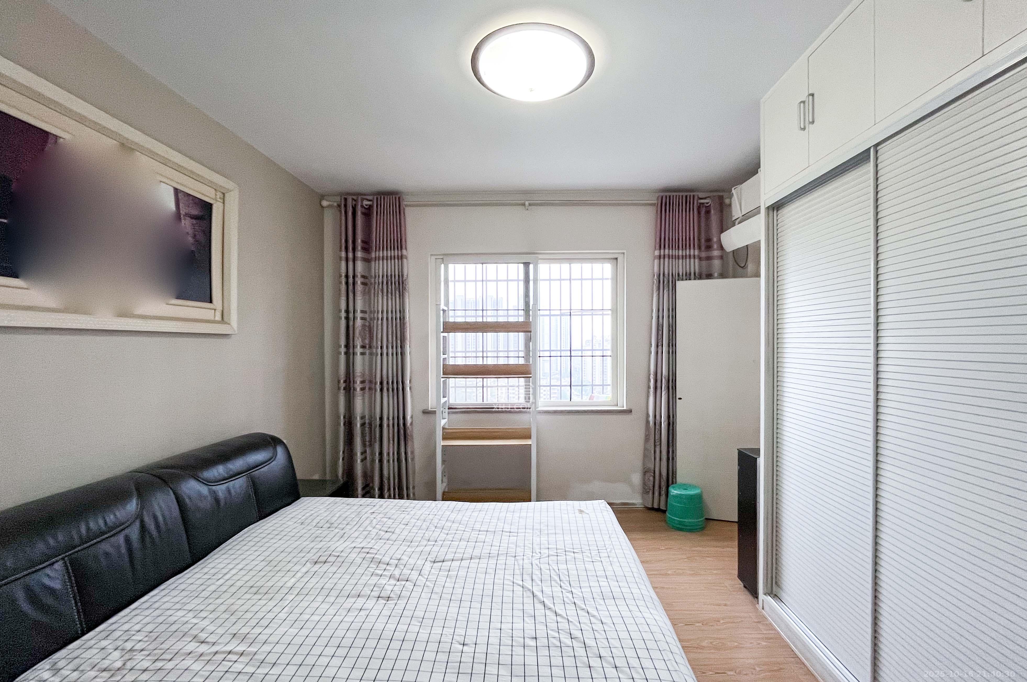 沁园春御院 3室2厅2卫 150.0万 沁园春御院 3室2厅2卫 150.0万其他