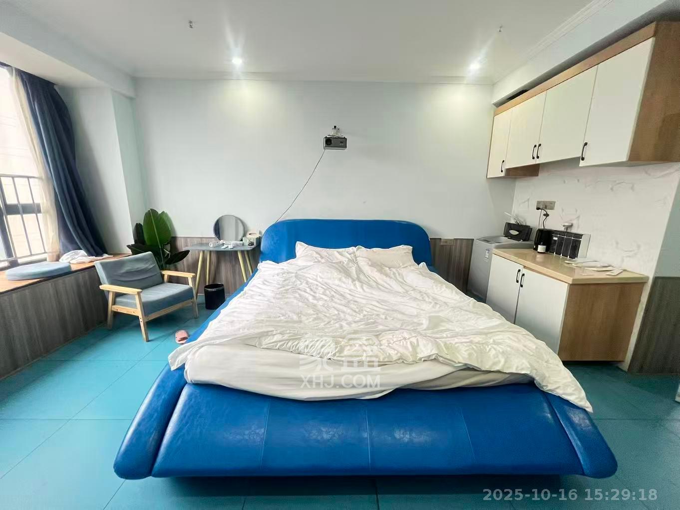 洋湖时代  1室1厅1卫    1050.0元/月 洋湖时代  1室1厅1卫    1050.0元/月