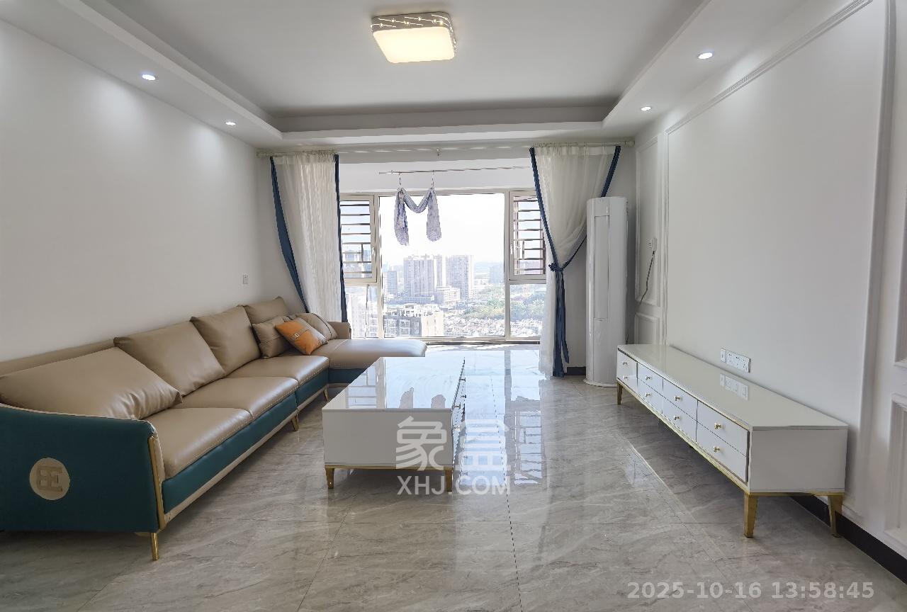 半山壹号  3室2厅1卫    3500.0元/月