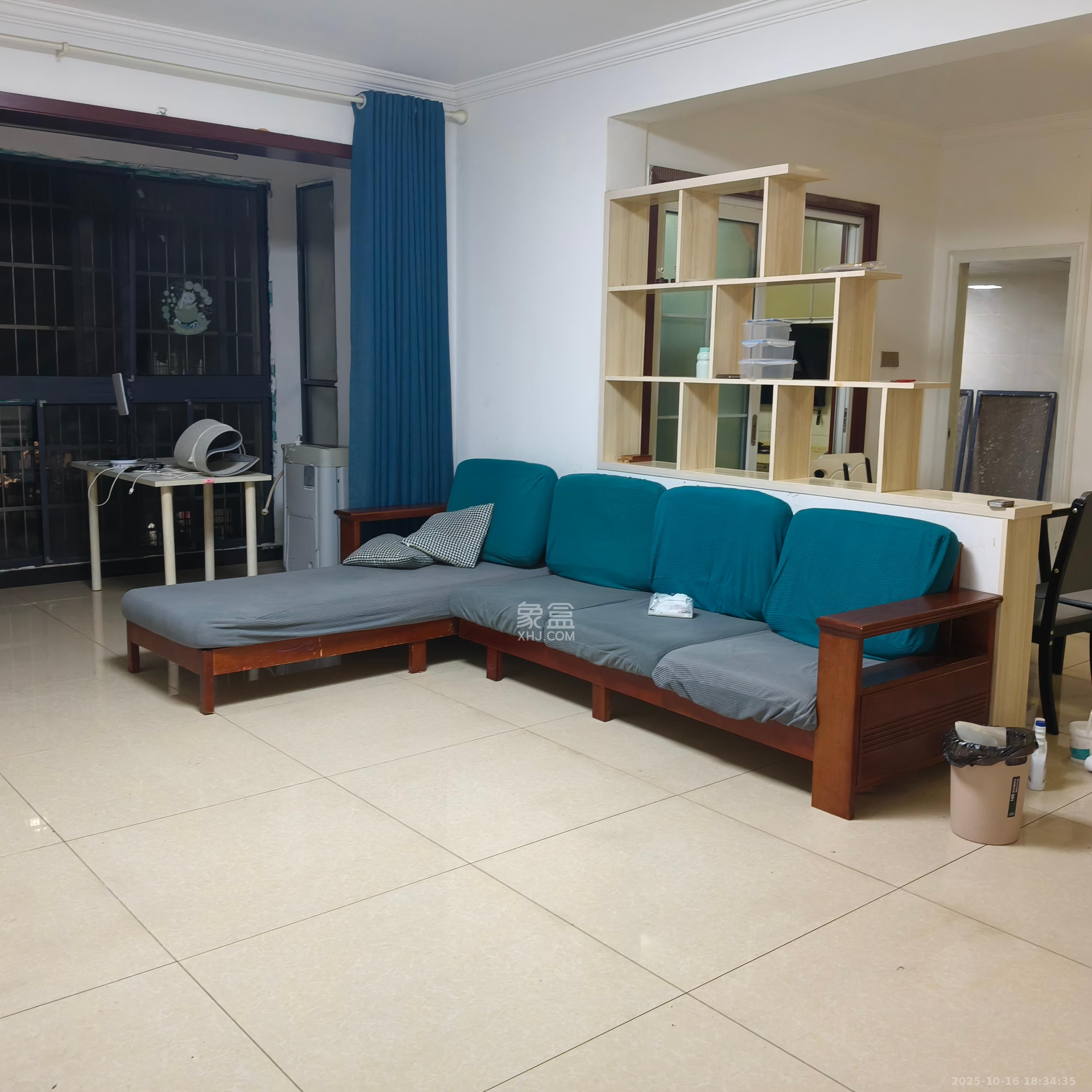 和润园一、二期  3室2厅2卫    1900.0元/月 和润园一、二期  3室2厅2卫    1900.0元/月室内图