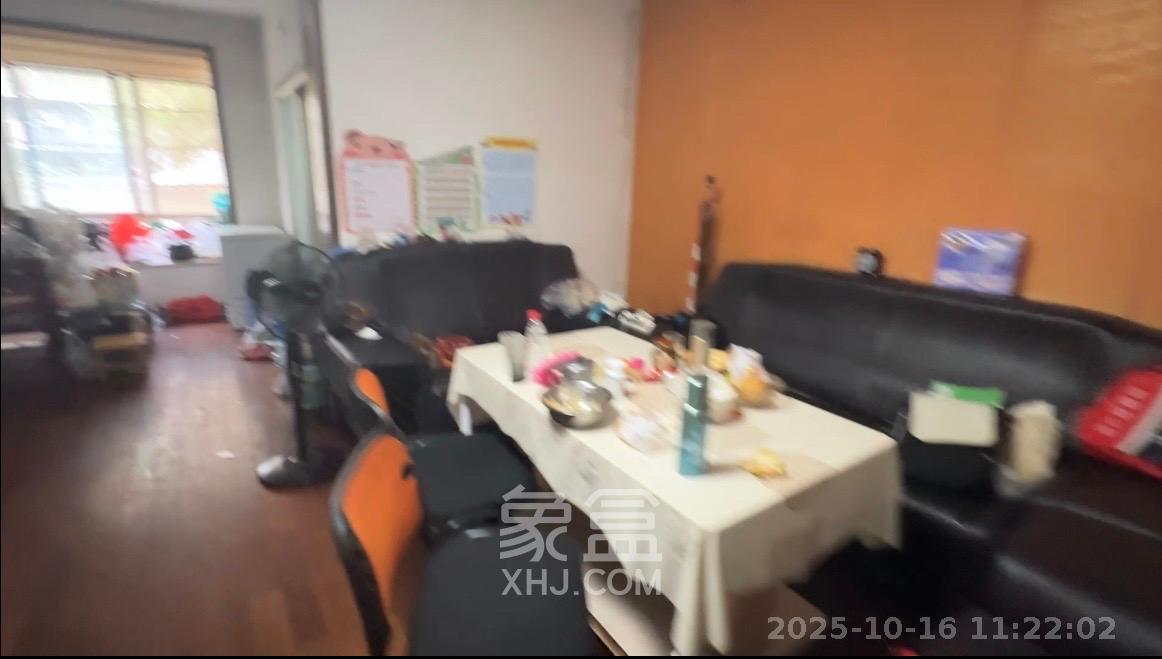 江南苑  2室1厅1卫    2000.0元/月