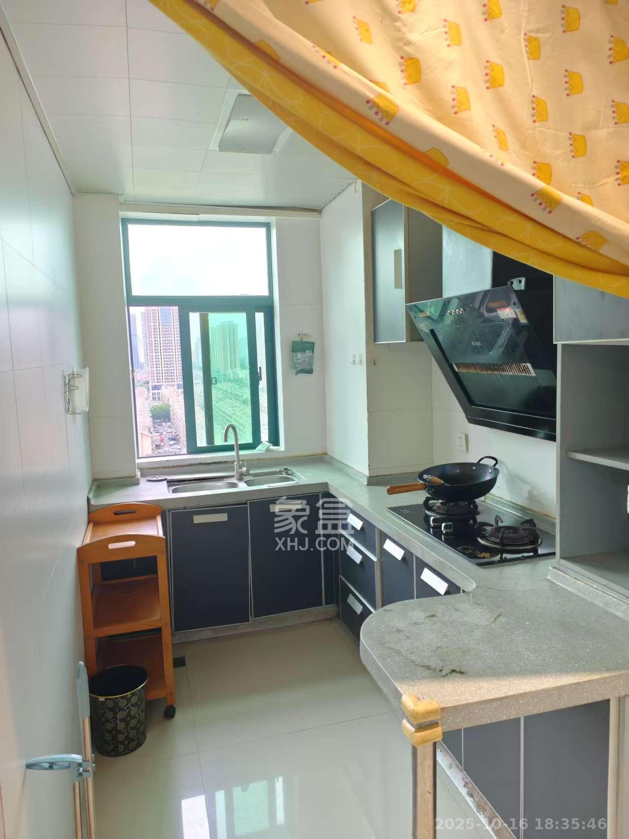 高桥财富大厦  2室2厅1卫    2000.0元/月 高桥财富大厦  2室2厅1卫    2000.0元/月室内图